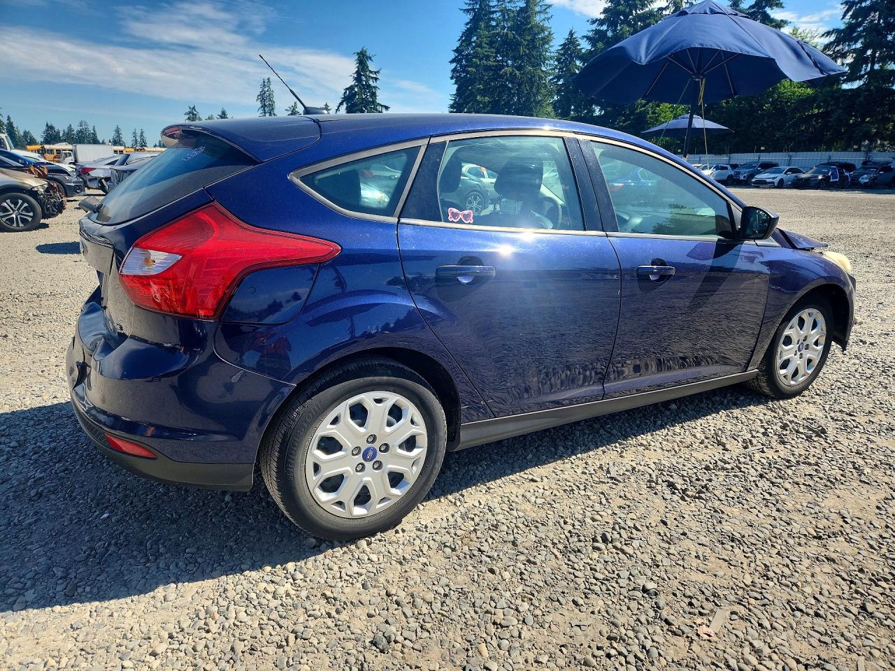 2012 Ford Focus Se Blue vin: 1FAHP3K26CL112356
