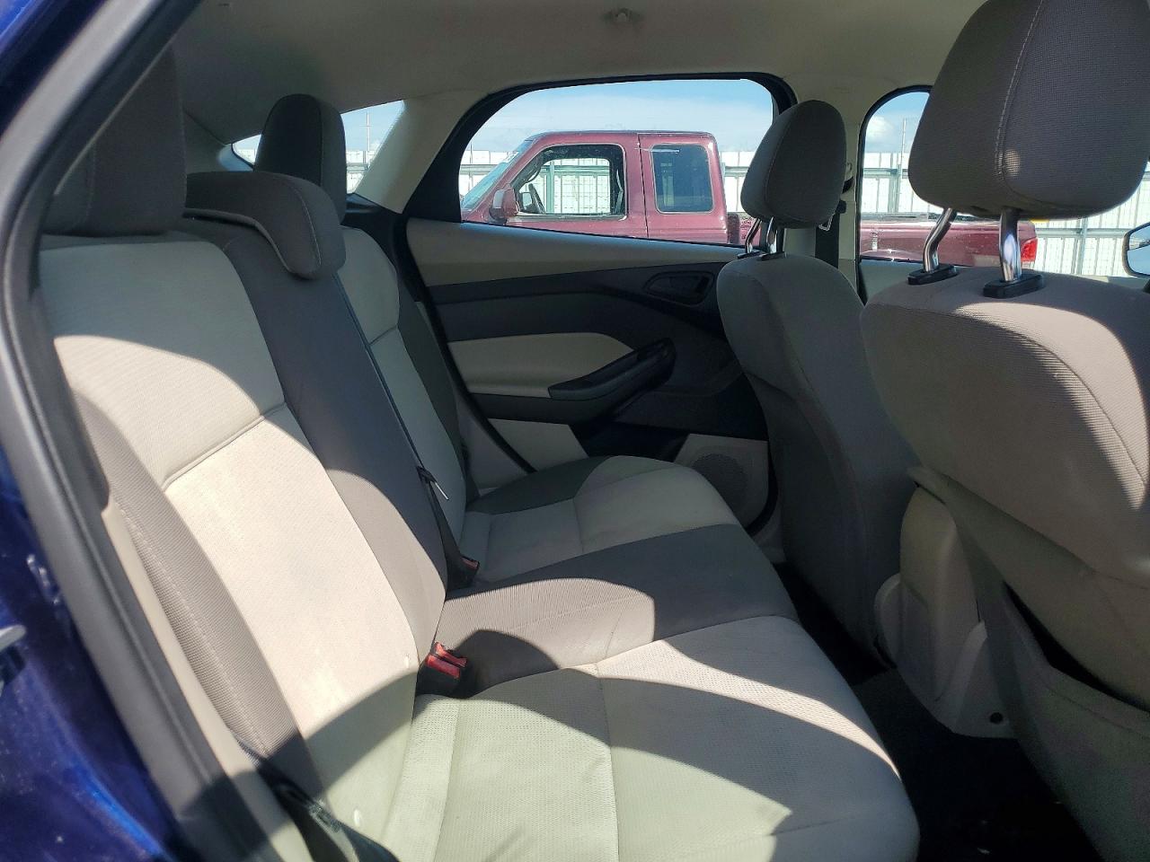 2012 Ford Focus Se Blue vin: 1FAHP3K26CL117511