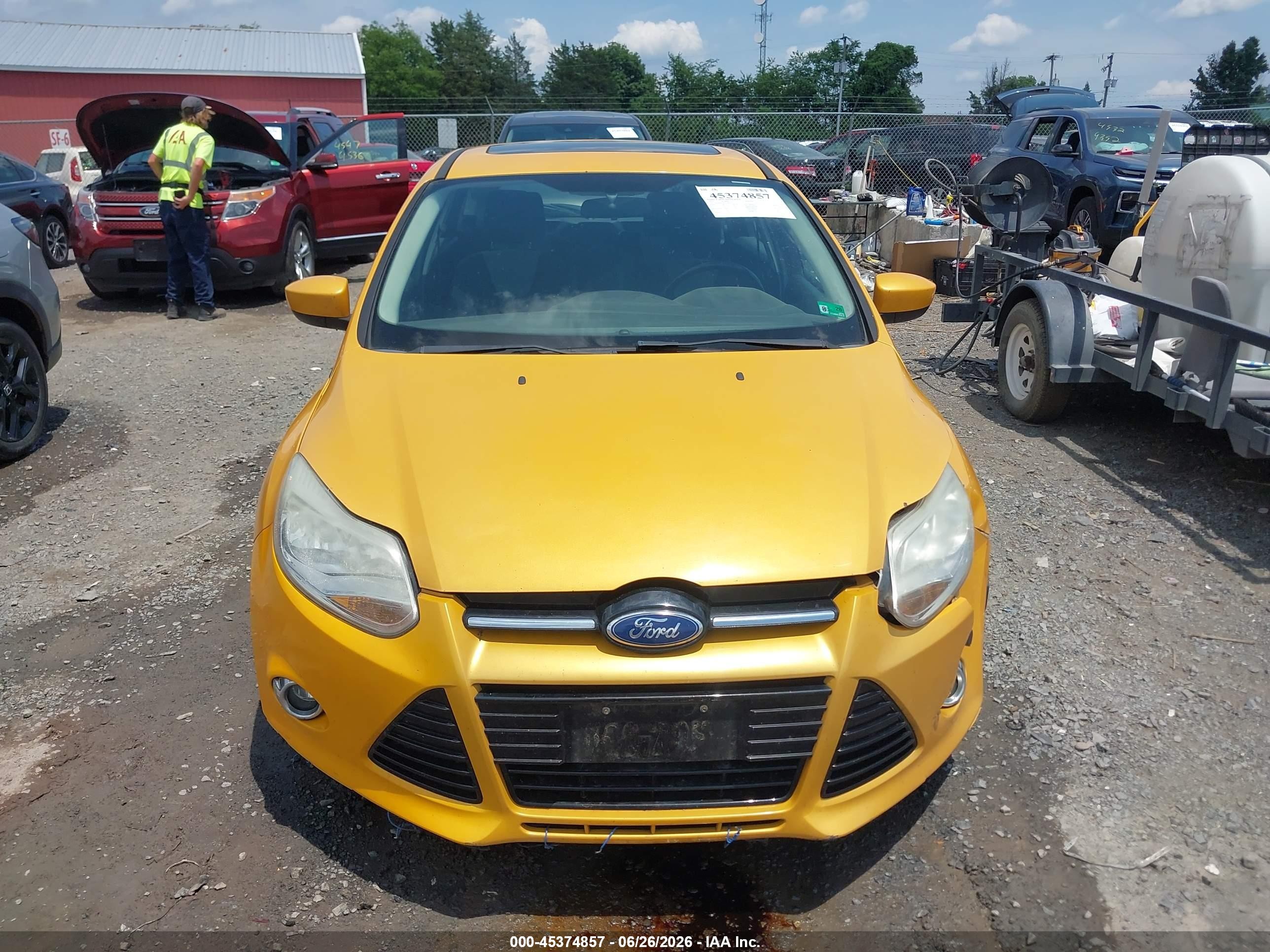 2012 Ford Focus Se Yellow vin: 1FAHP3K26CL248132