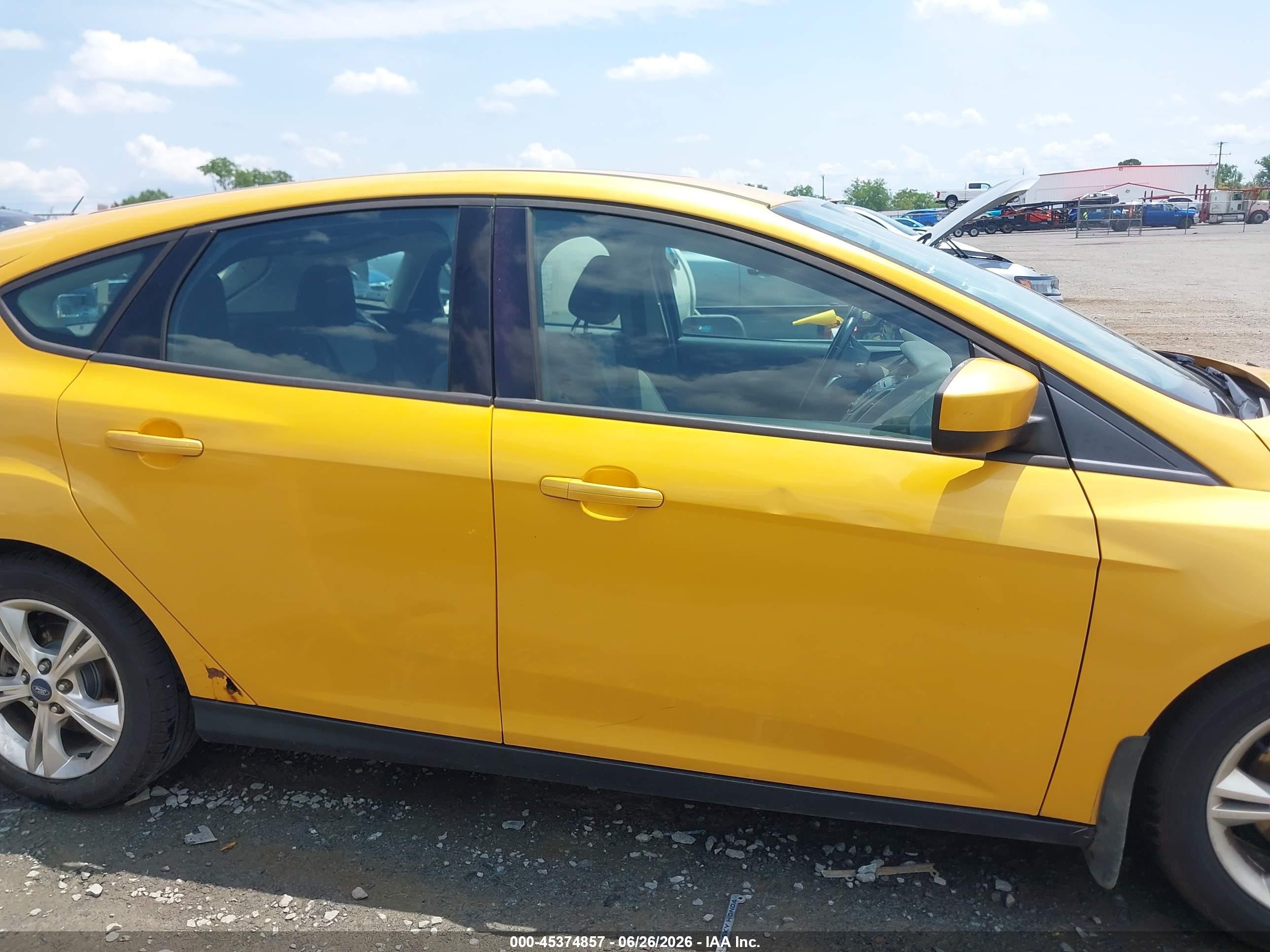 2012 Ford Focus Se Yellow vin: 1FAHP3K26CL248132