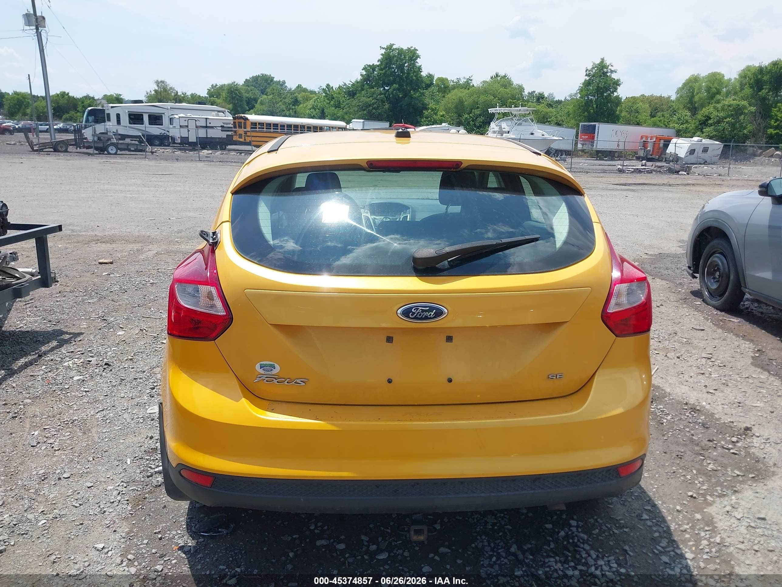 2012 Ford Focus Se Yellow vin: 1FAHP3K26CL248132
