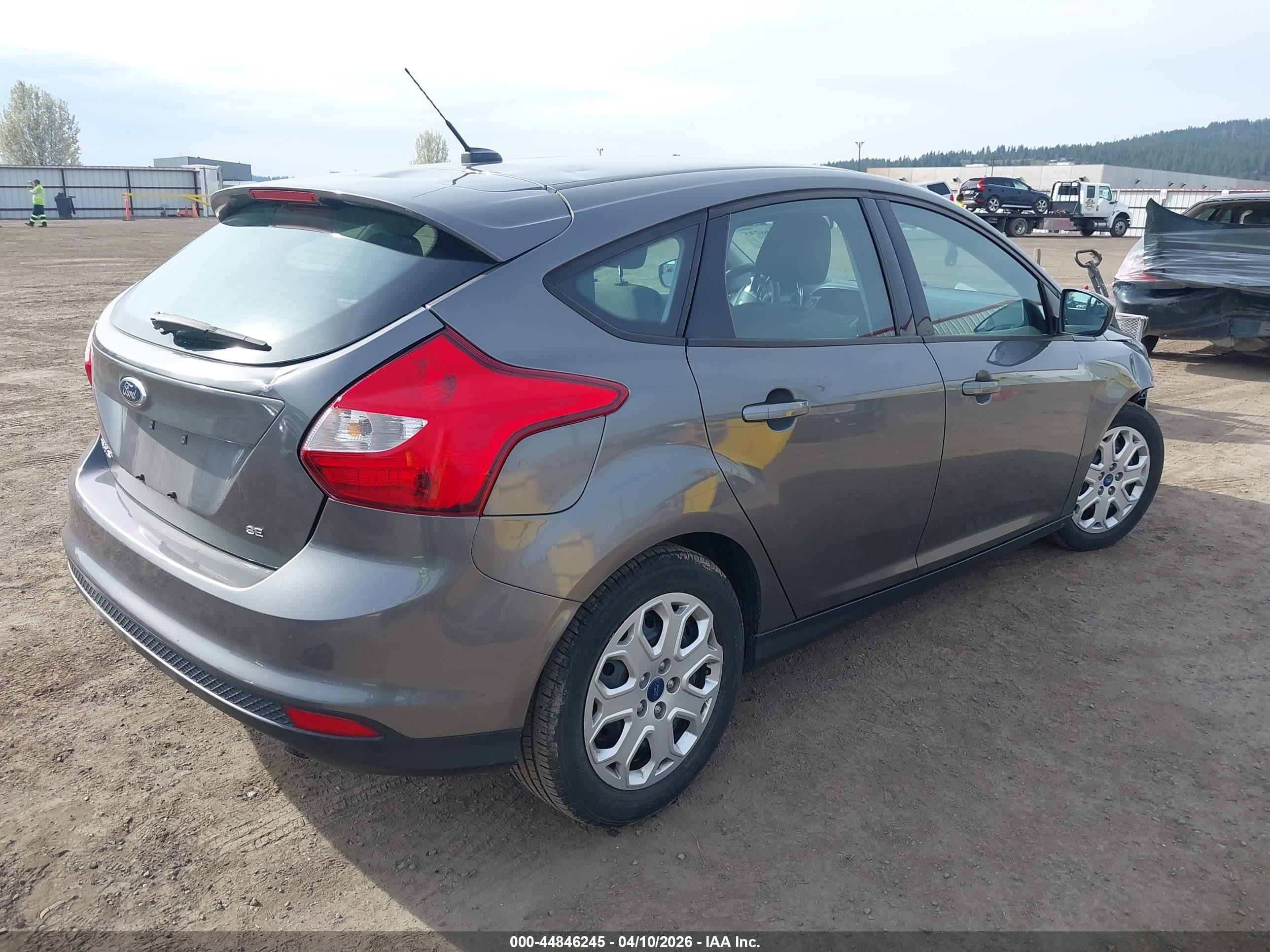 2012 Ford Focus Se Gray vin: 1FAHP3K26CL330748