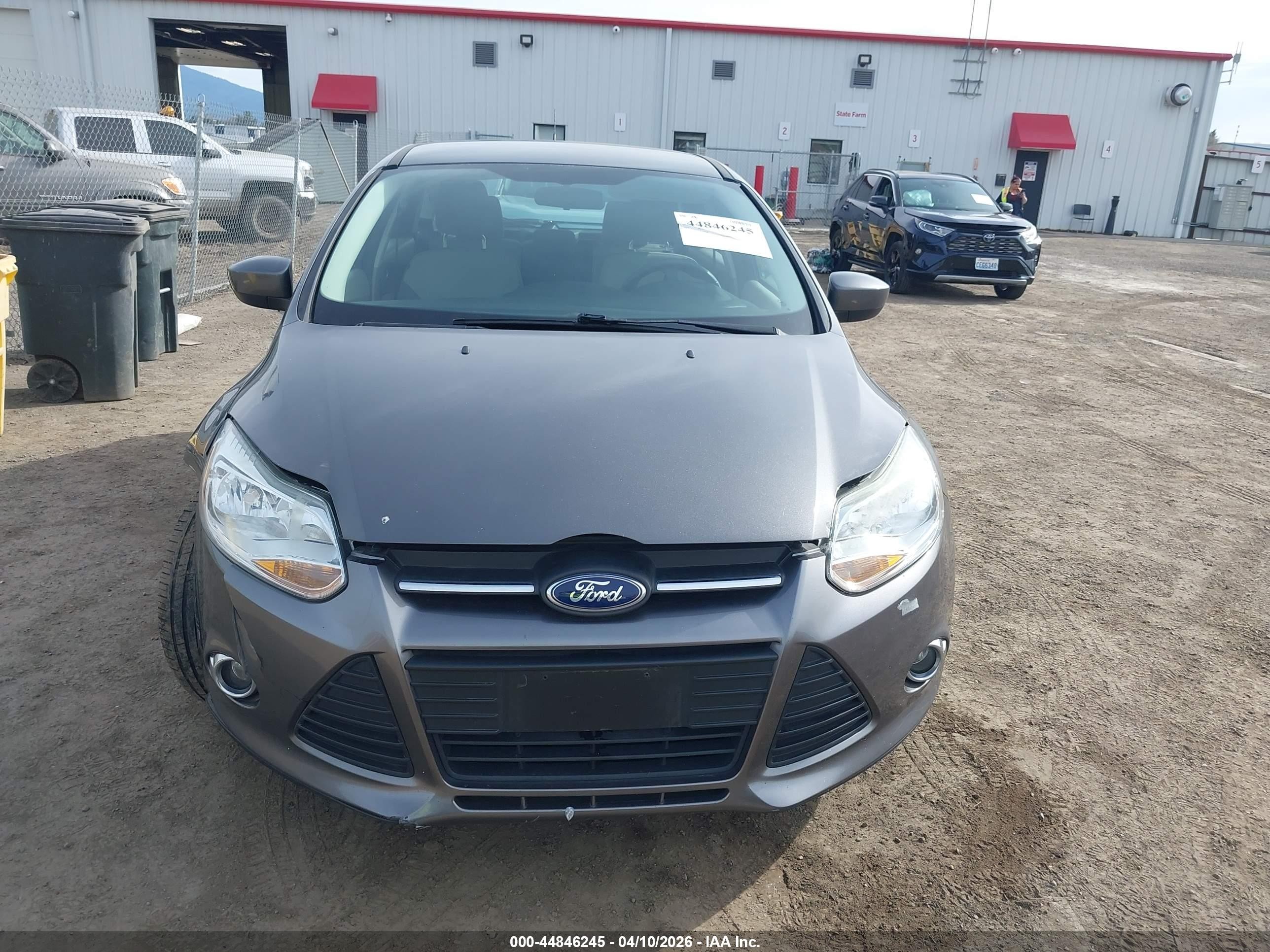 2012 Ford Focus Se Gray vin: 1FAHP3K26CL330748