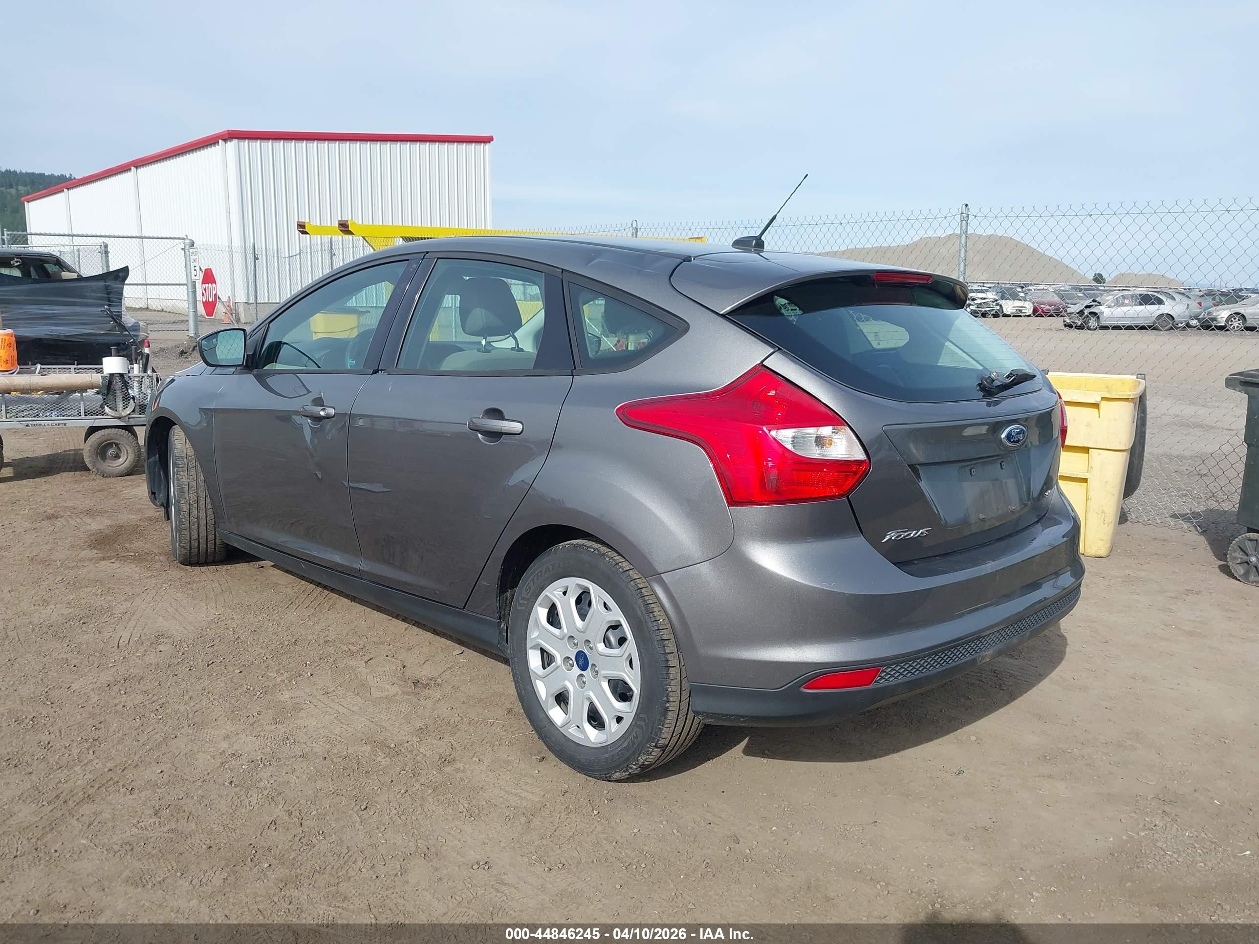 2012 Ford Focus Se Gray vin: 1FAHP3K26CL330748