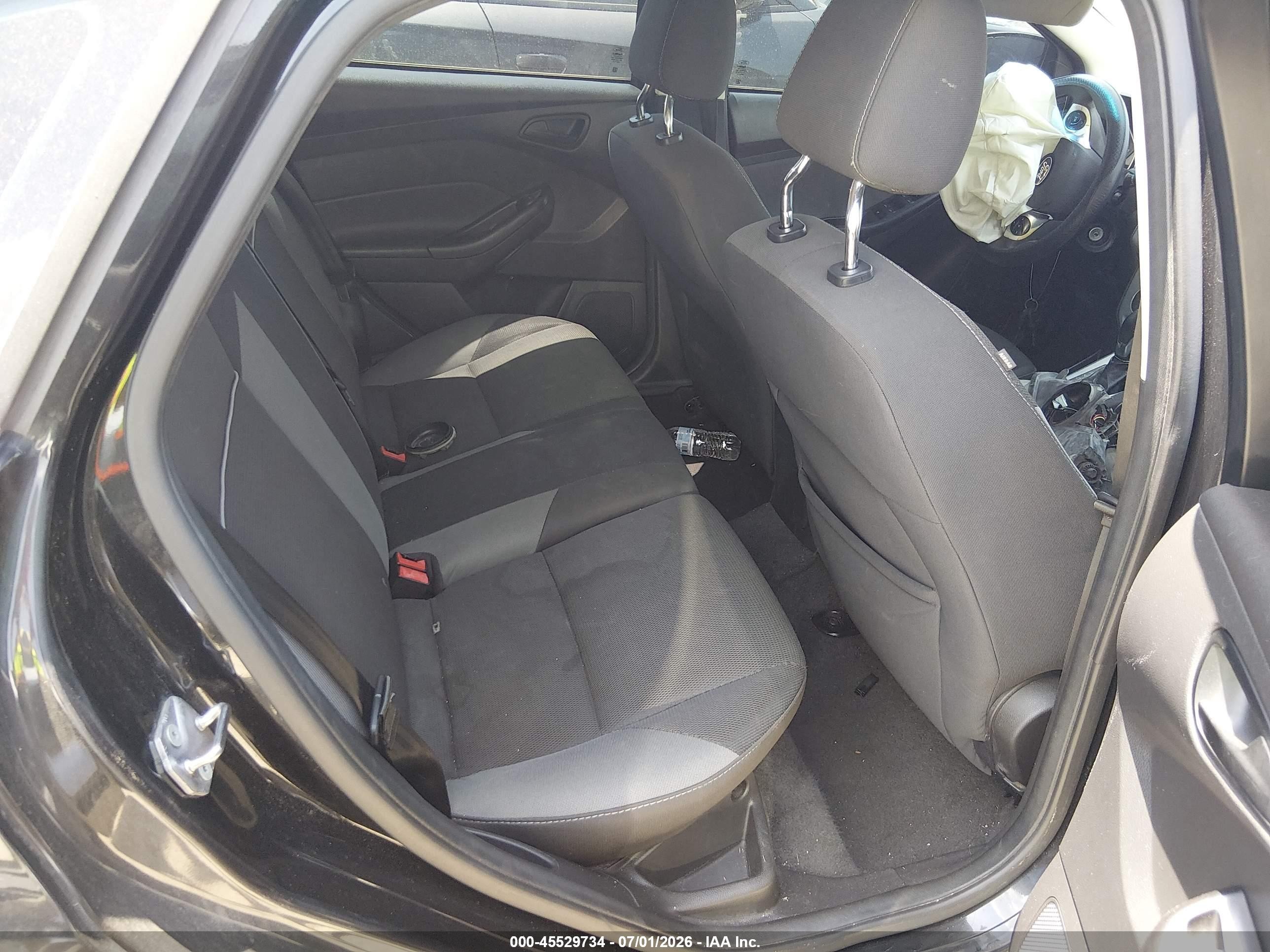 2012 Ford Focus Se Черный vin: 1FAHP3K26CL338185