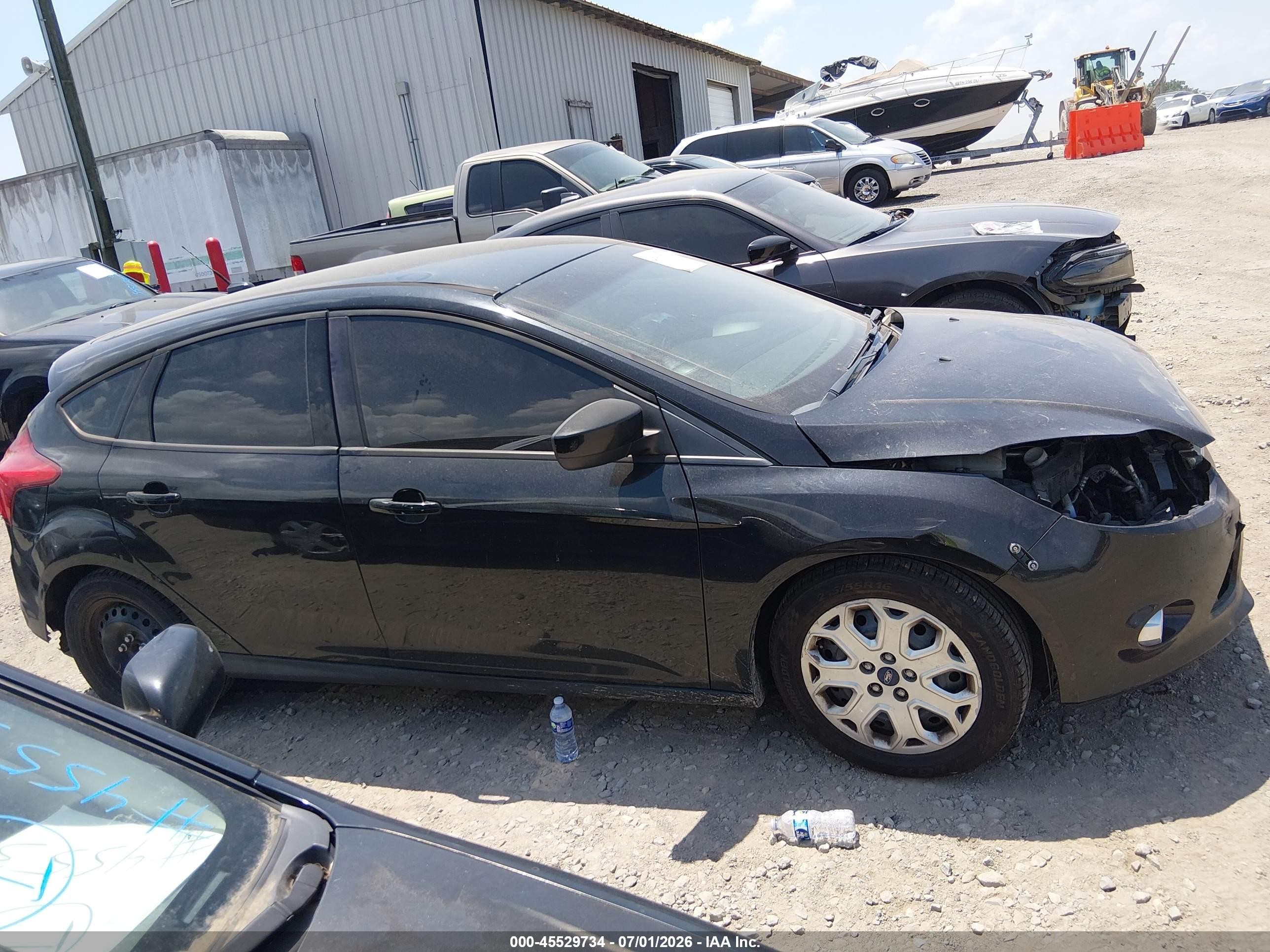 2012 Ford Focus Se Черный vin: 1FAHP3K26CL338185