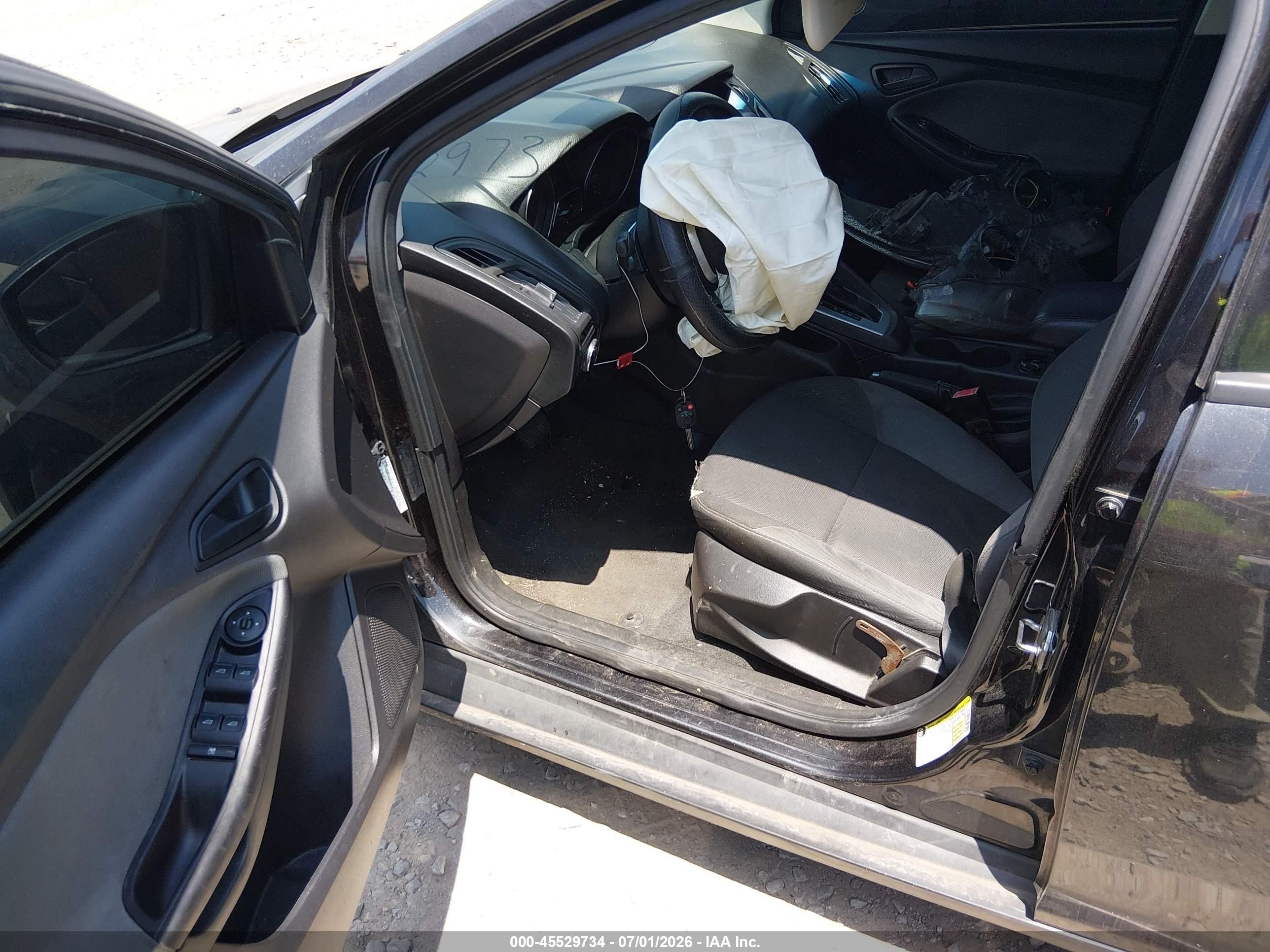 2012 Ford Focus Se Черный vin: 1FAHP3K26CL338185