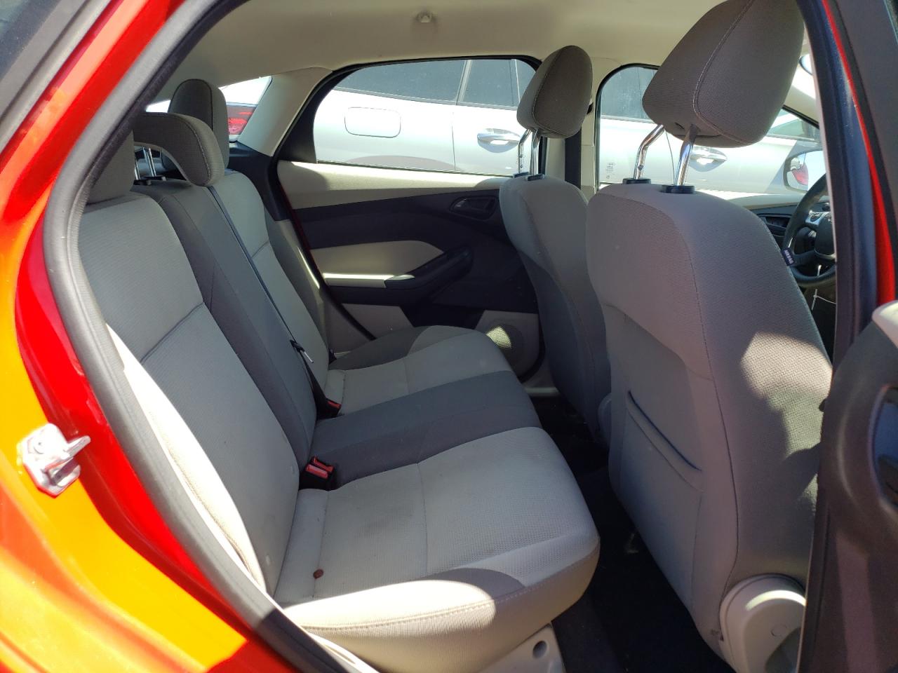 2012 Ford Focus Se Red vin: 1FAHP3K26CL361014