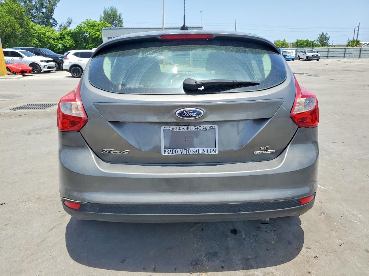 2012 Ford Focus Se Gray vin: 1FAHP3K26CL455345