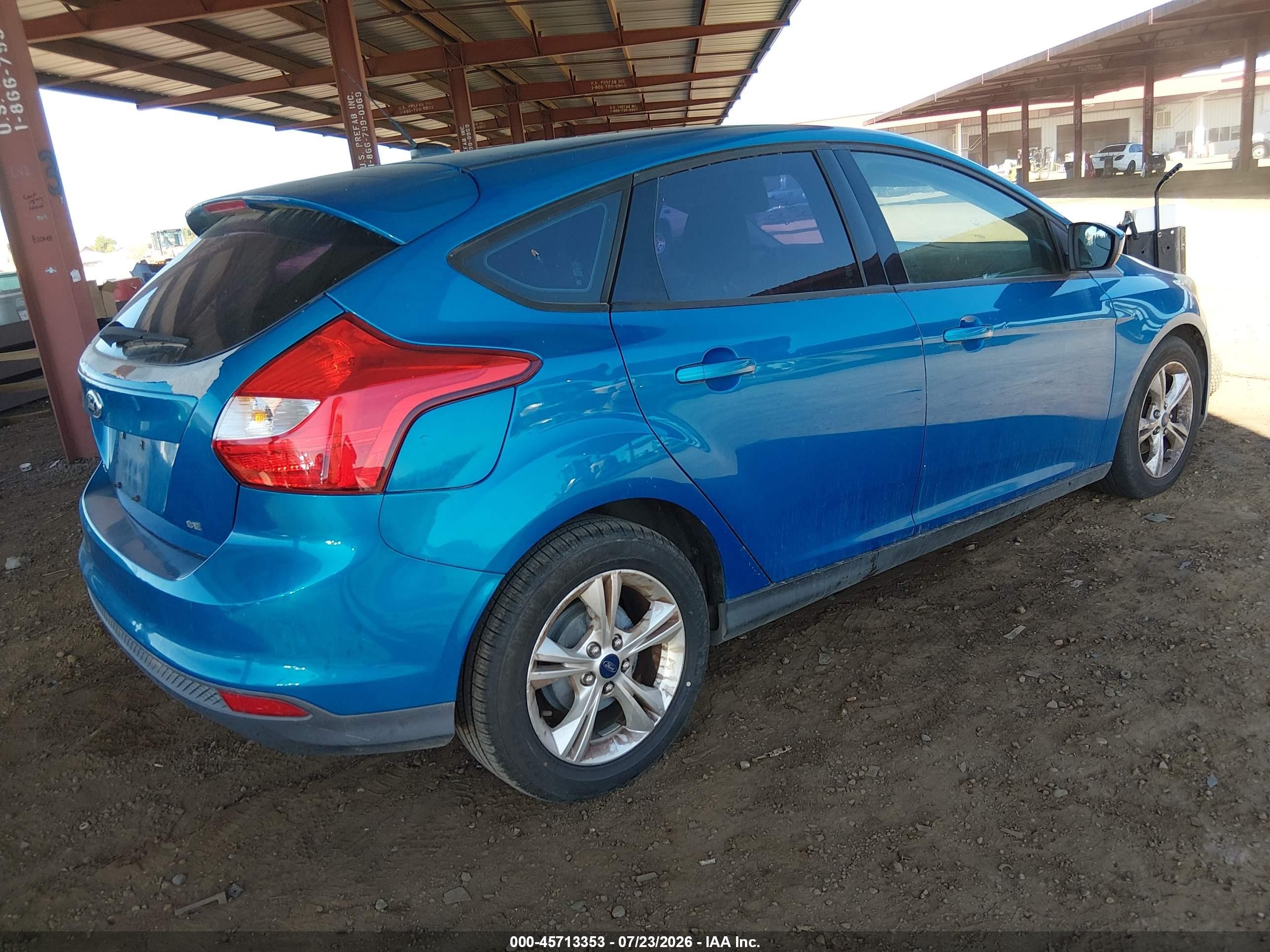 2012 Ford Focus Se Blue vin: 1FAHP3K27CL104380