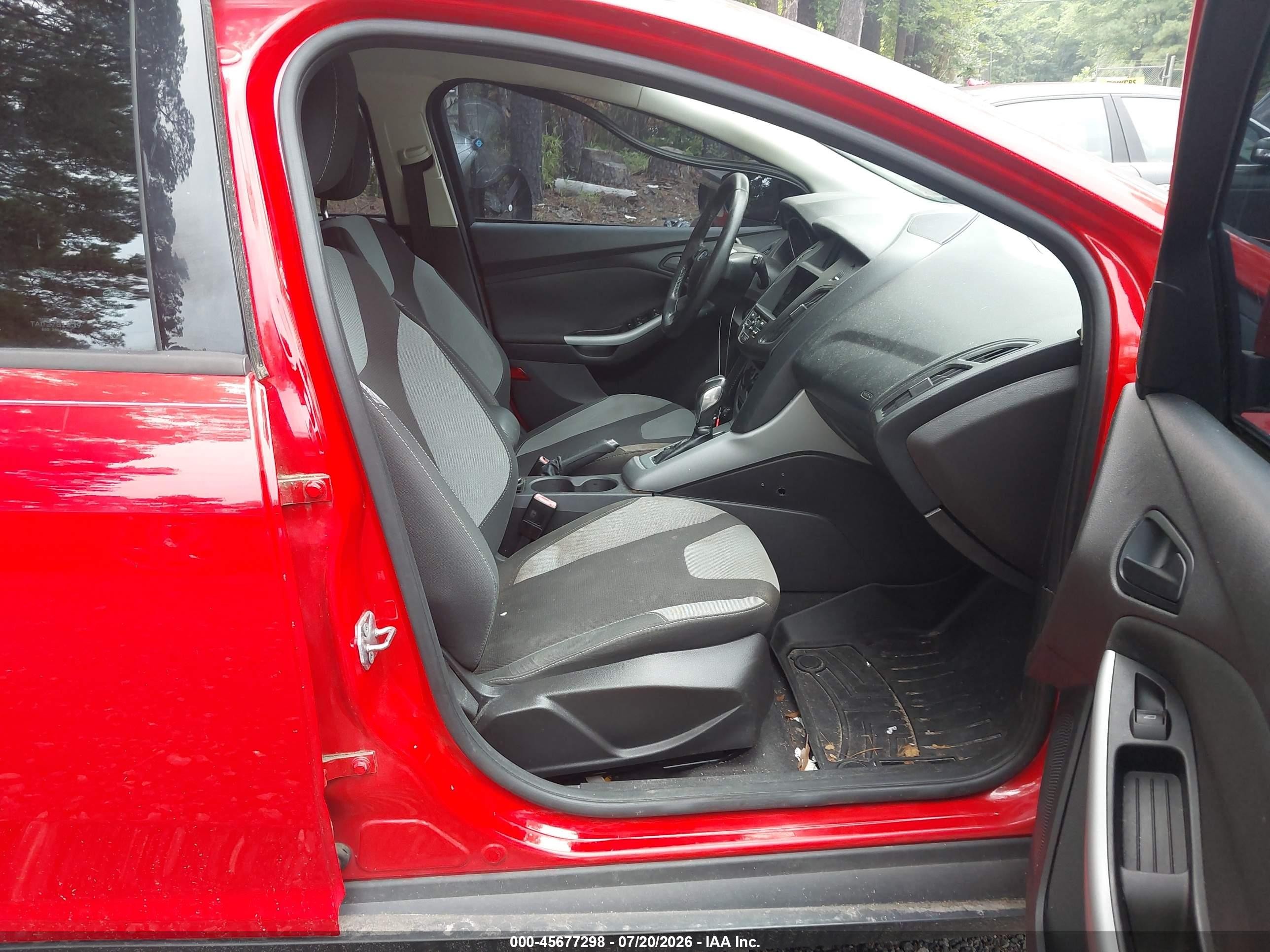 2012 Ford Focus Se Red vin: 1FAHP3K27CL171724