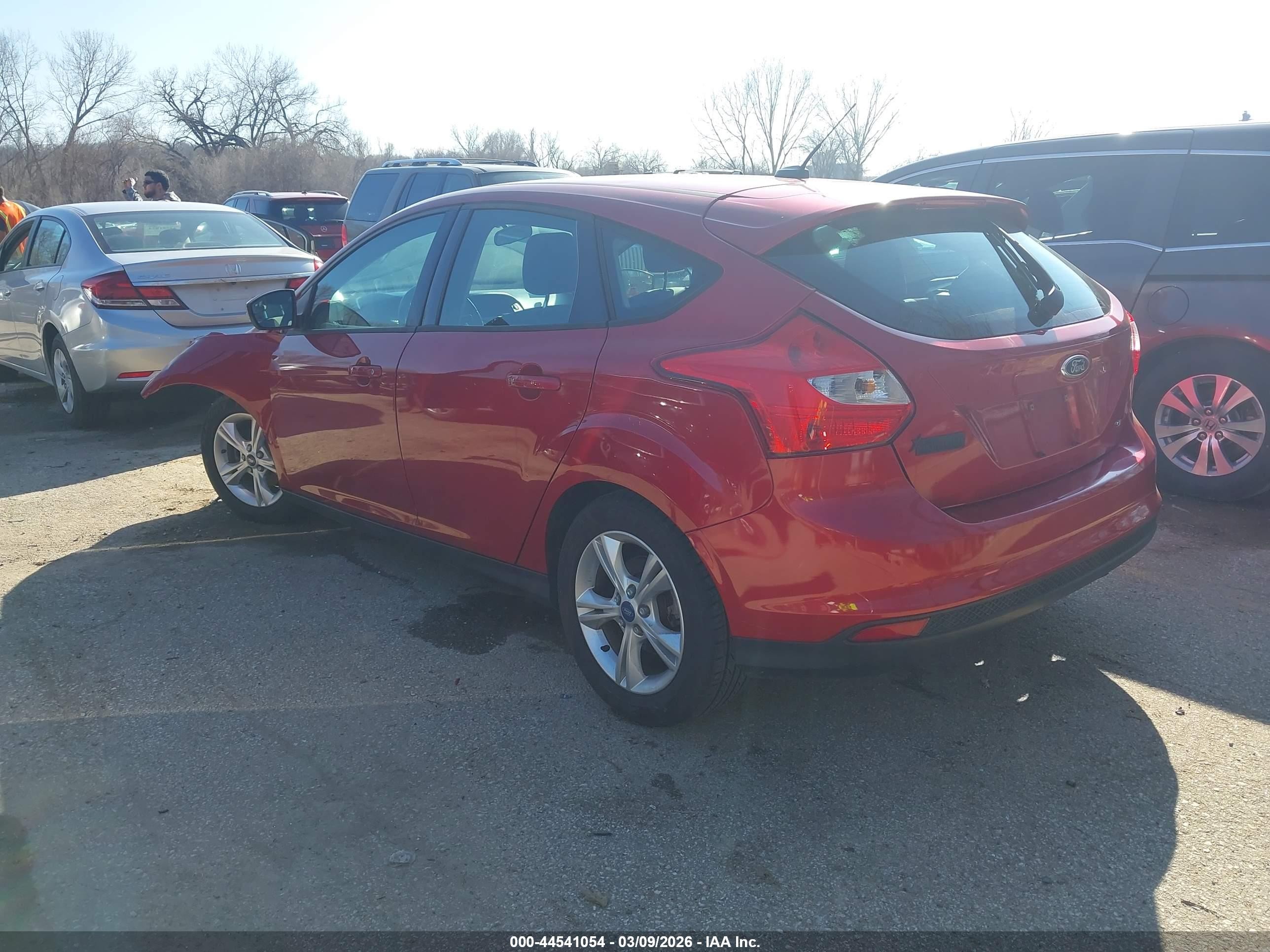2012 Ford Focus Se Red vin: 1FAHP3K27CL318995