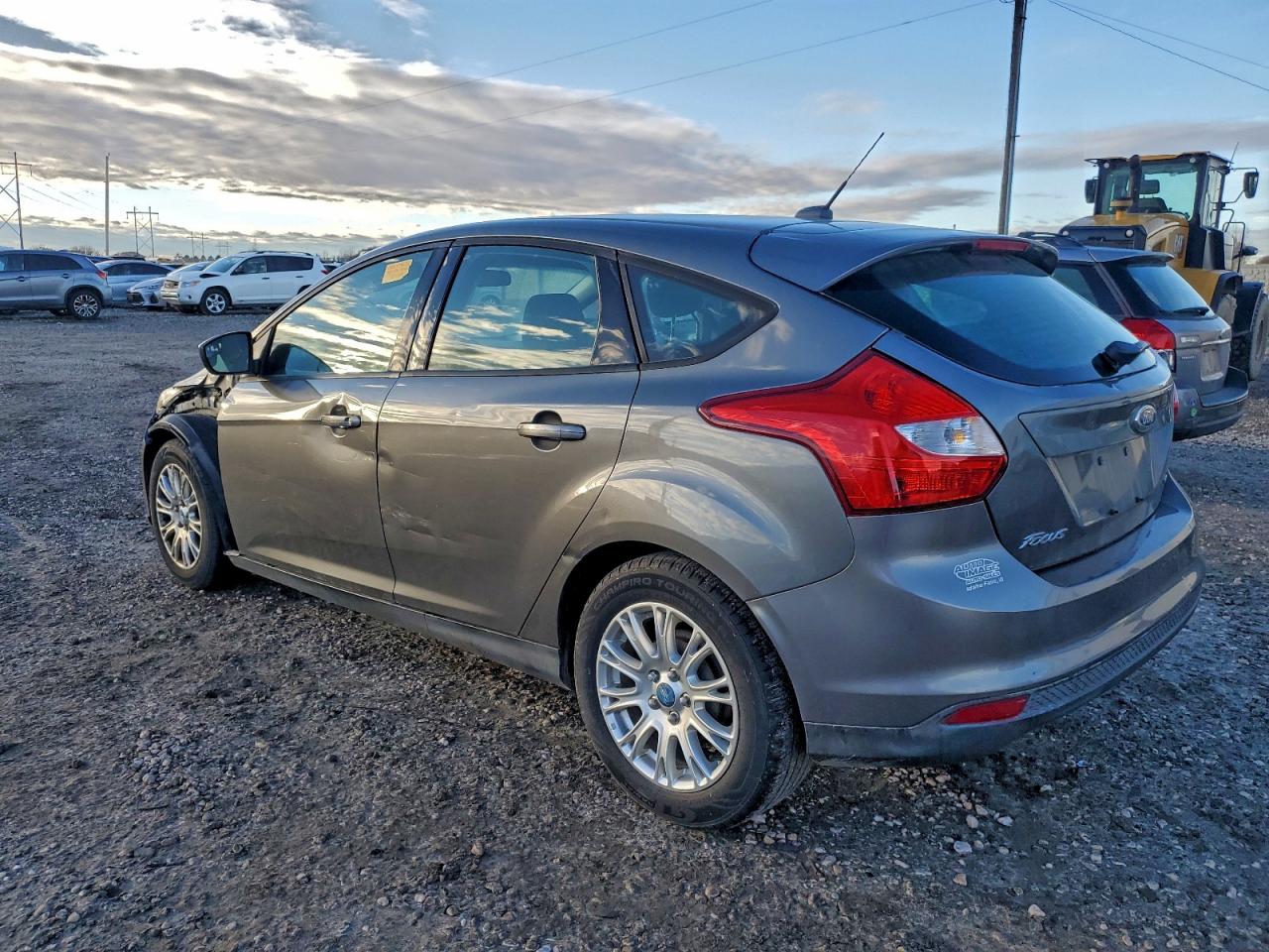 2012 Ford Focus Se Серый vin: 1FAHP3K27CL333576