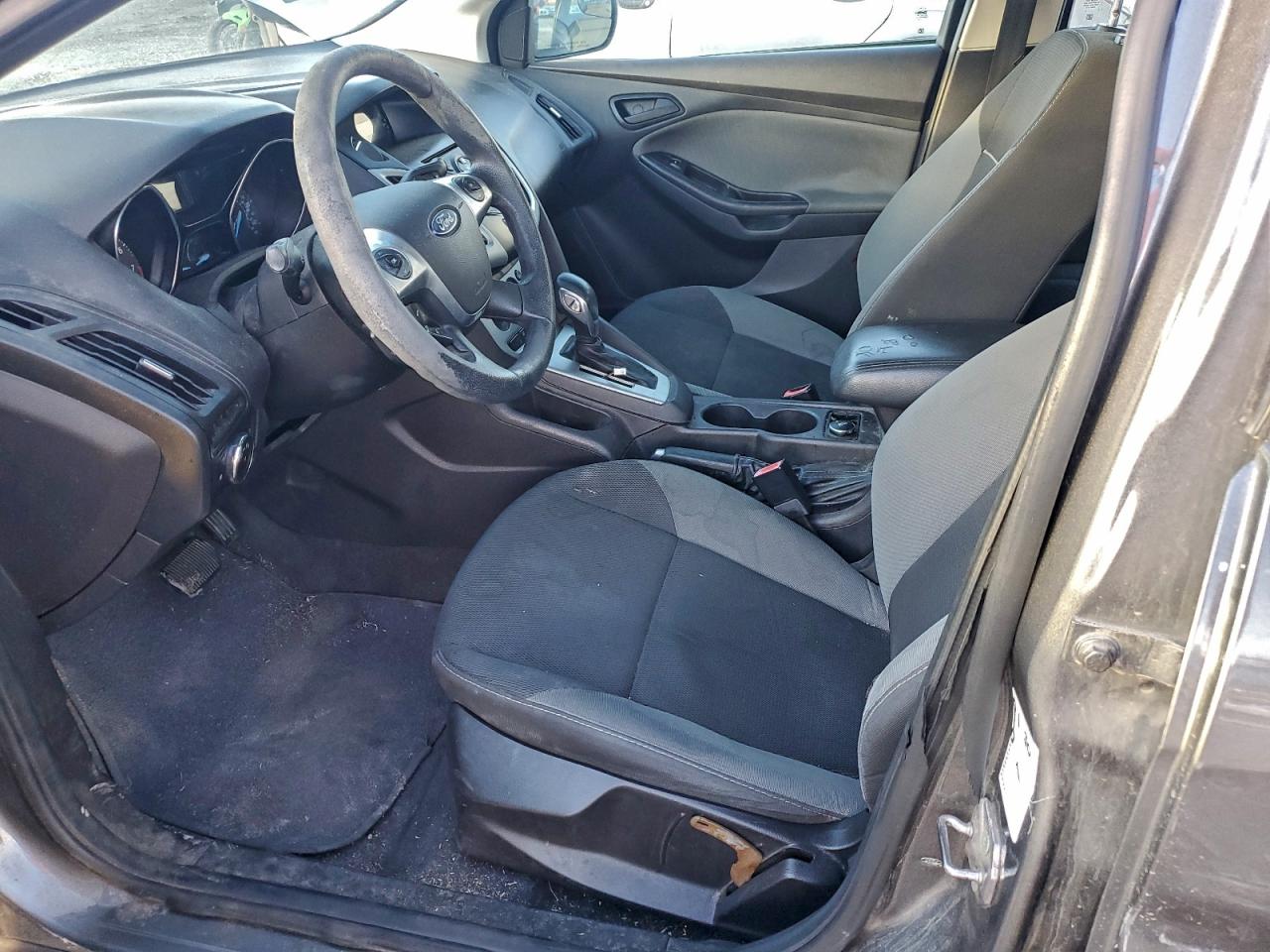 2012 Ford Focus Se Серый vin: 1FAHP3K27CL333576