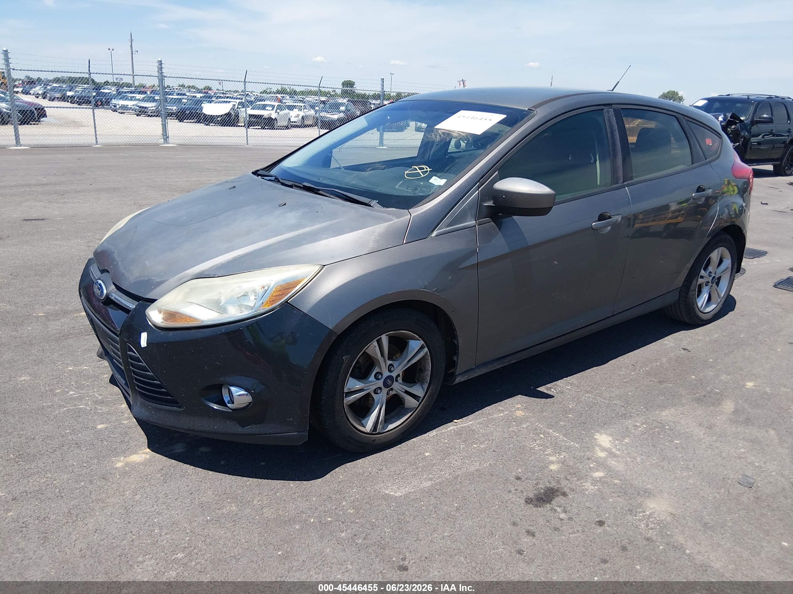2012 Ford Focus Se Gray vin: 1FAHP3K27CL338101