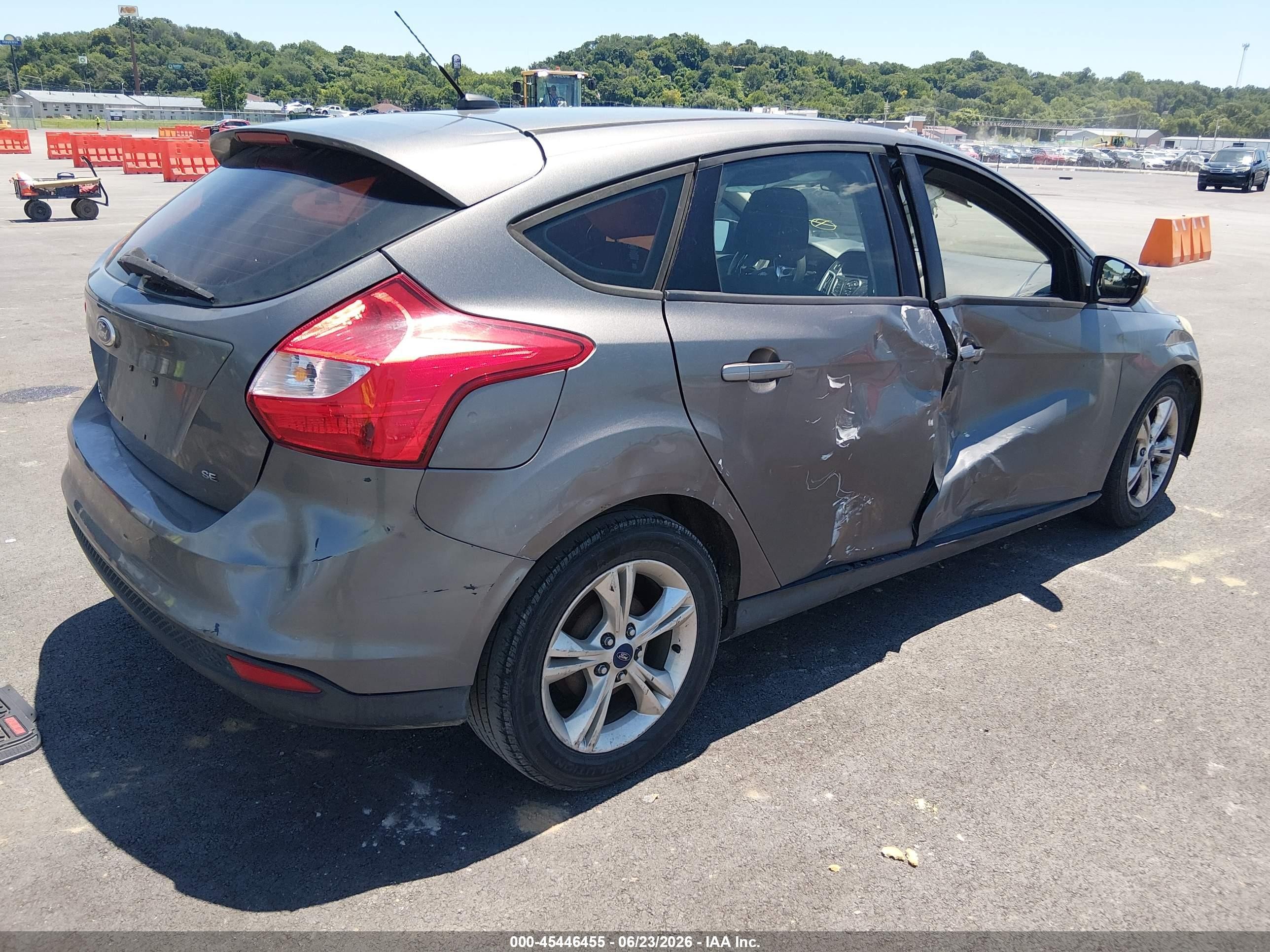 2012 Ford Focus Se Gray vin: 1FAHP3K27CL338101