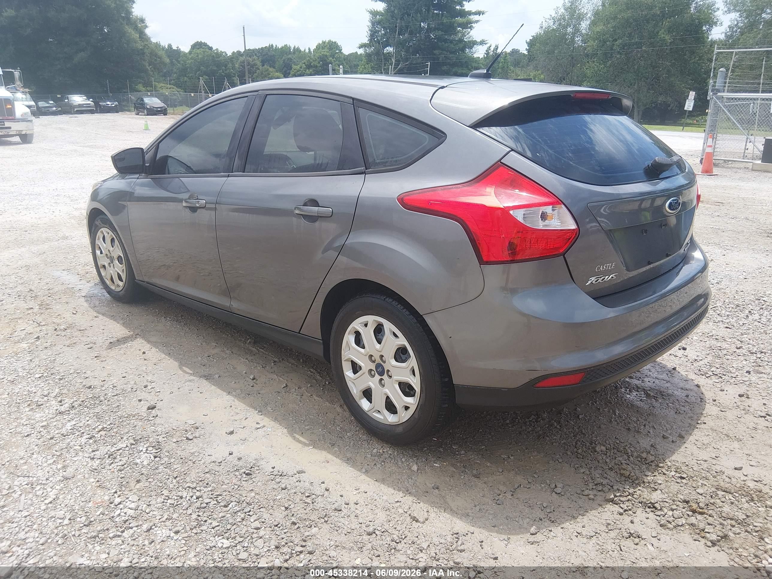2012 Ford Focus Se Серый vin: 1FAHP3K27CL428431