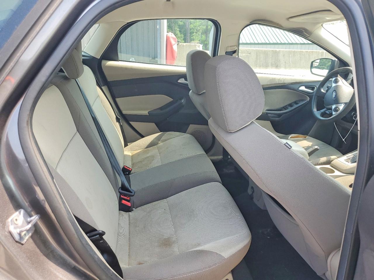 2012 Ford Focus Se Gray vin: 1FAHP3K27CL441566