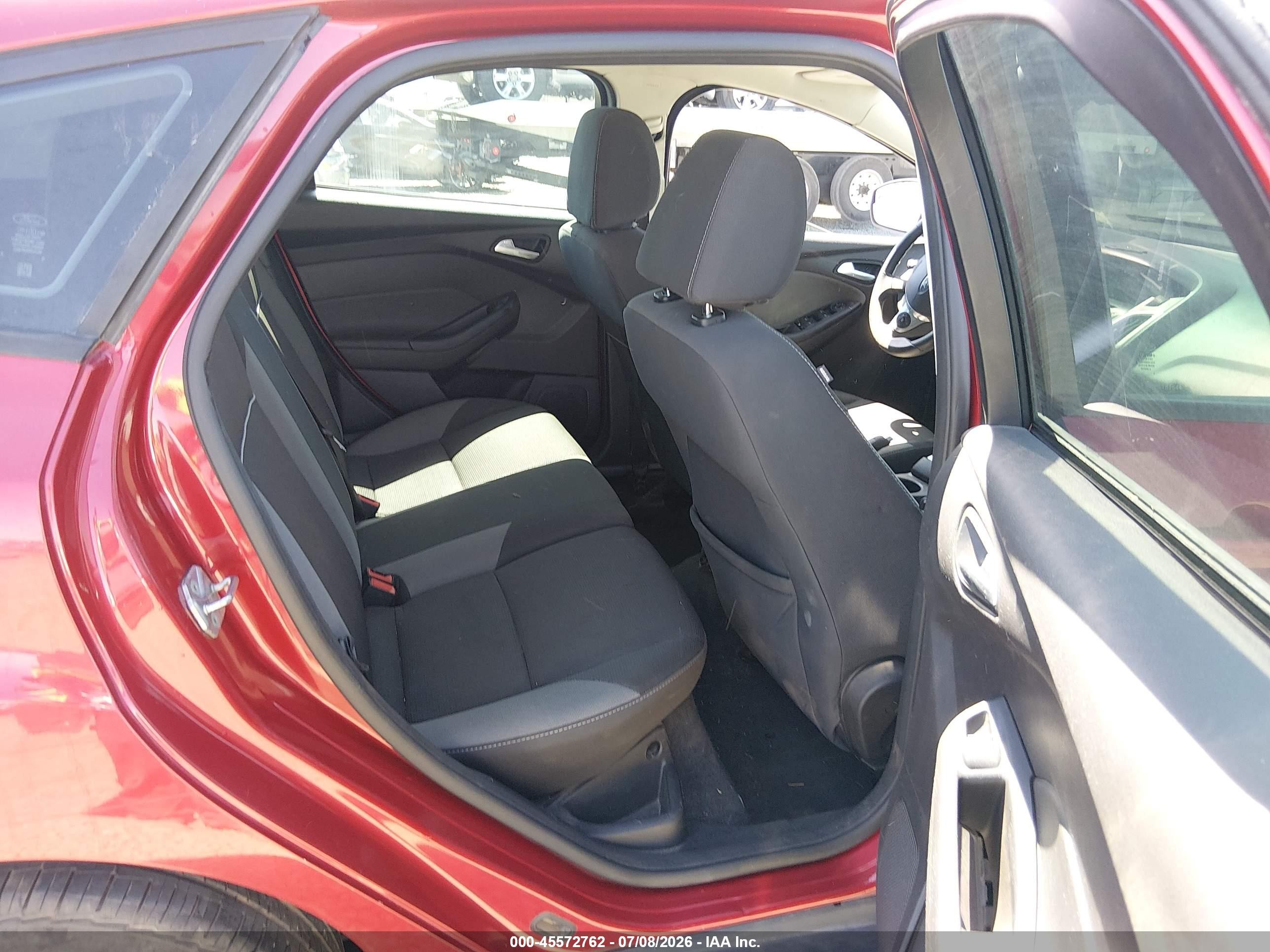 2012 Ford Focus Se Red vin: 1FAHP3K27CL468797