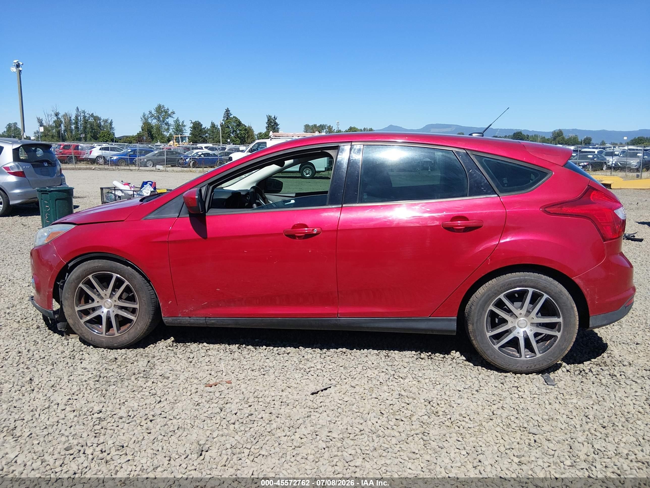 2012 Ford Focus Se Red vin: 1FAHP3K27CL468797