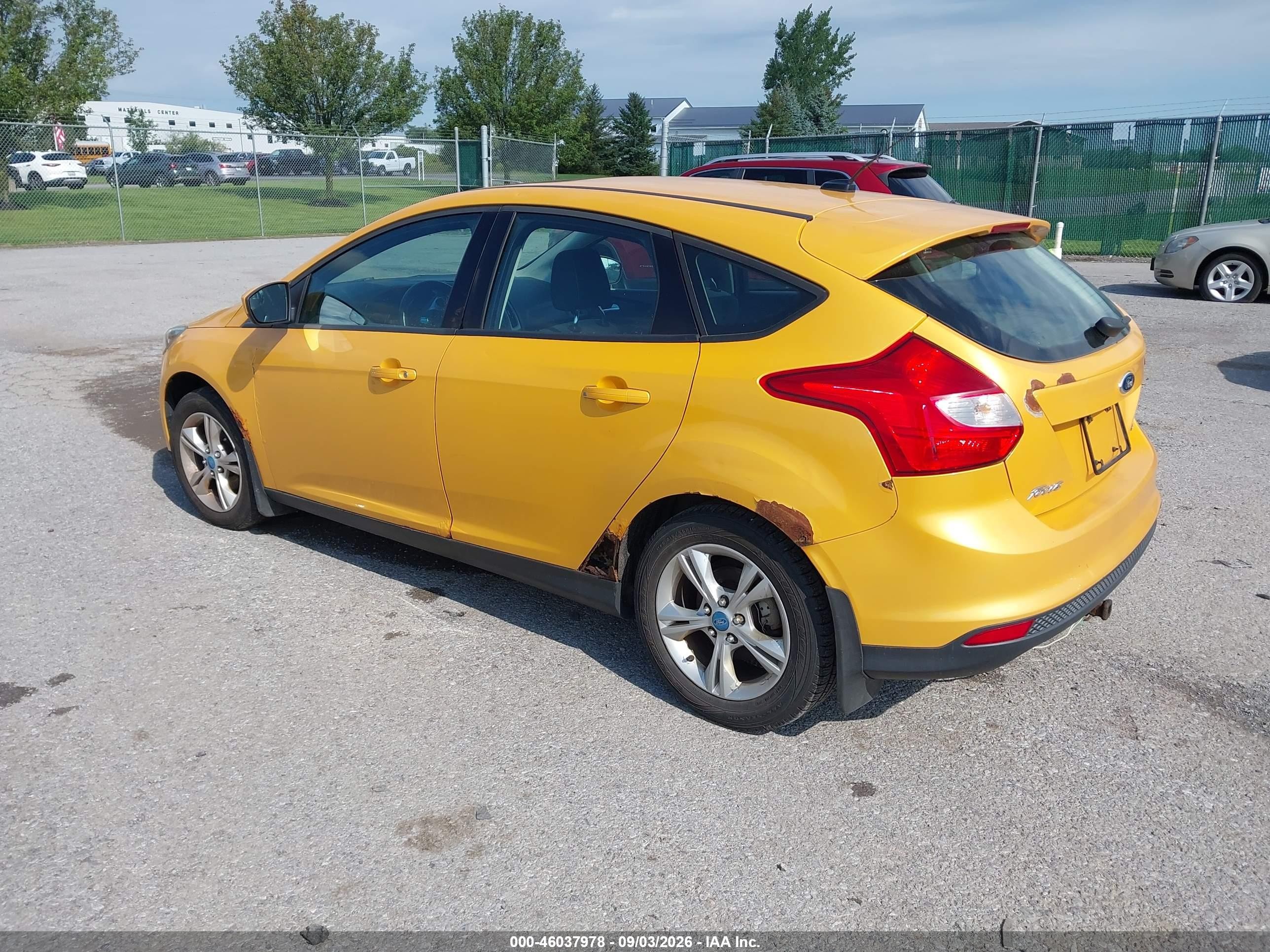 2012 Ford Focus Se Желтый vin: 1FAHP3K28CL125139