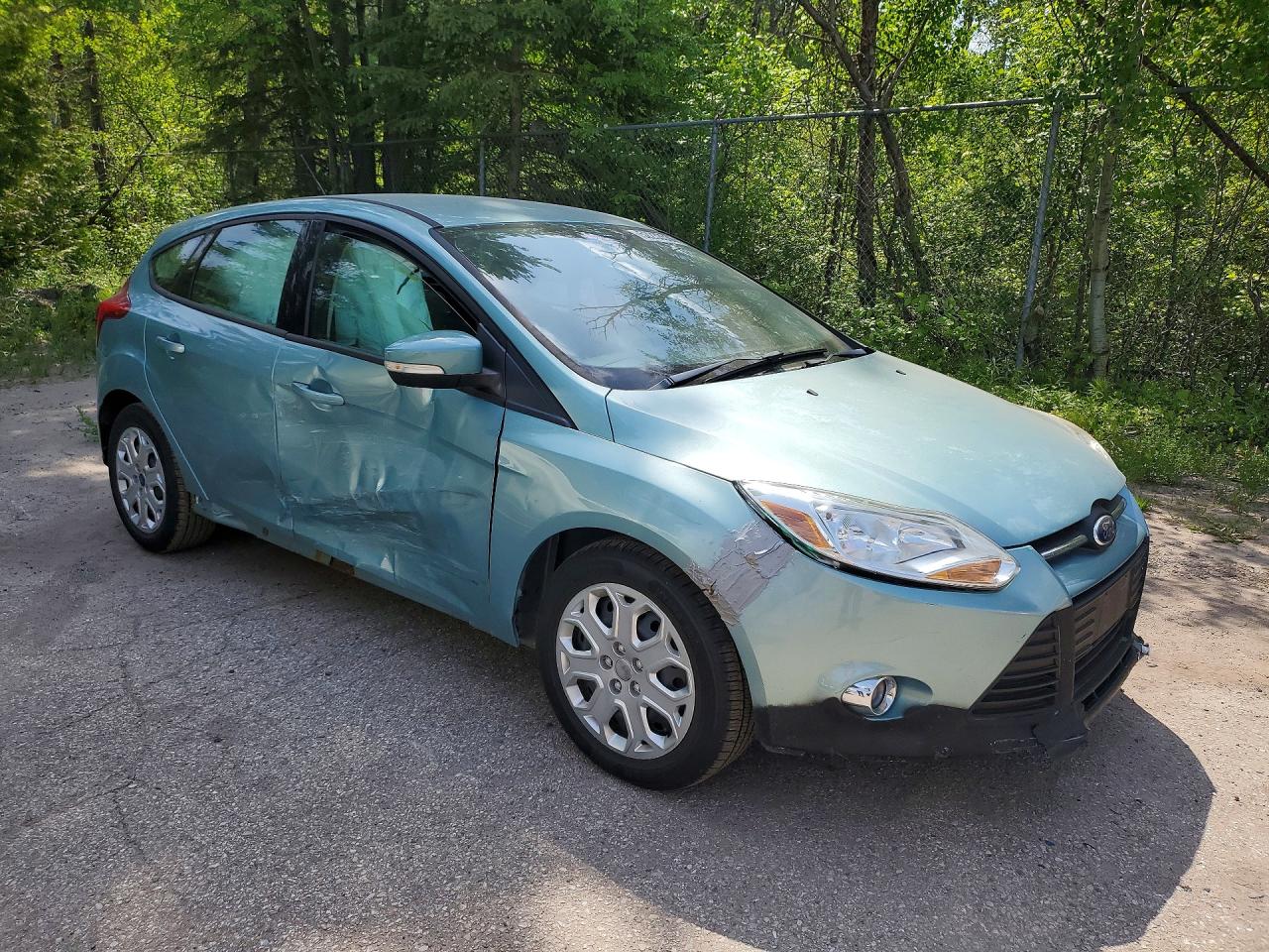 2012 Ford Focus Se Blue vin: 1FAHP3K28CL181761