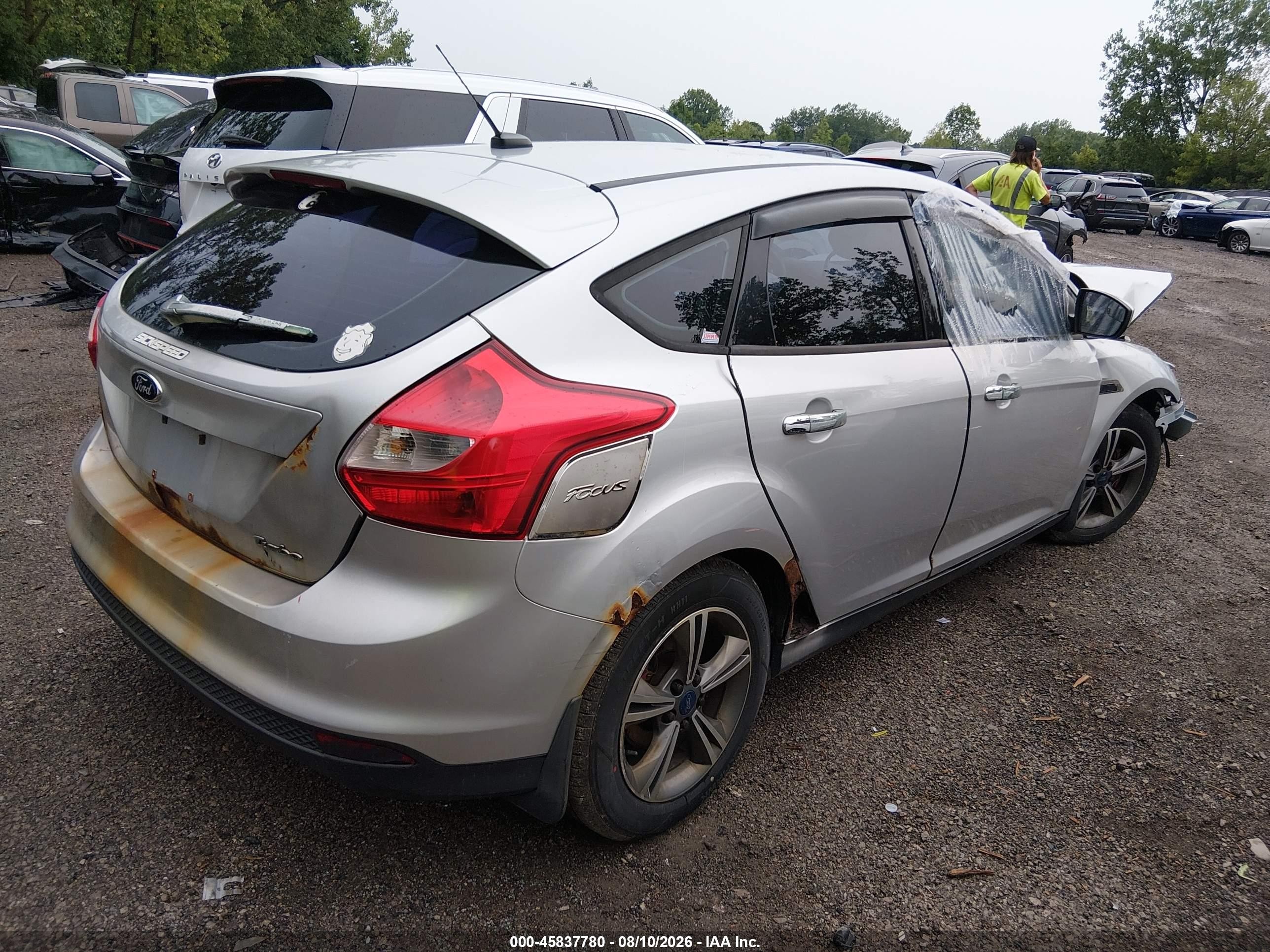 2012 Ford Focus Se Silver vin: 1FAHP3K28CL240663