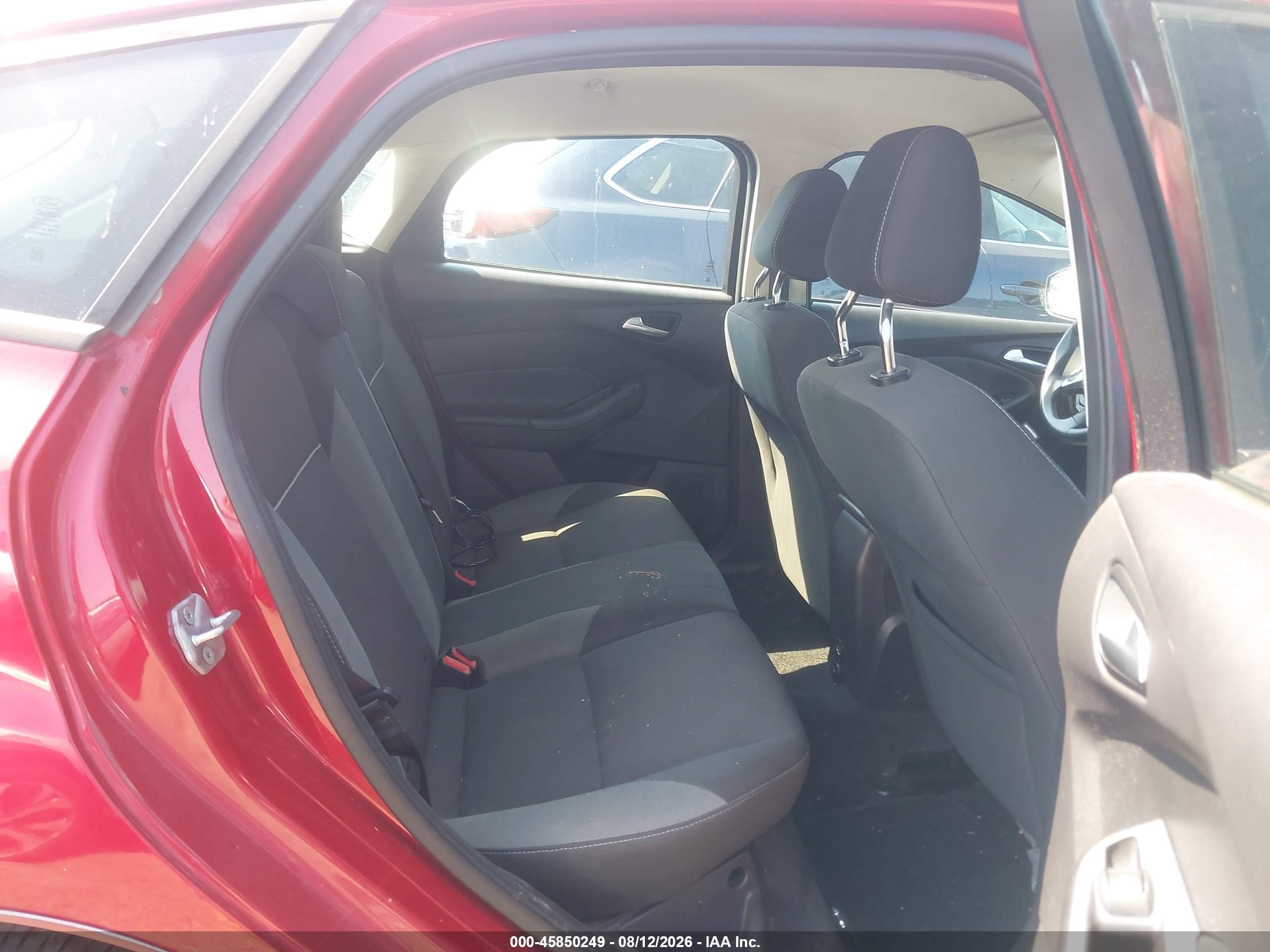 2012 Ford Focus Se Red vin: 1FAHP3K28CL264736