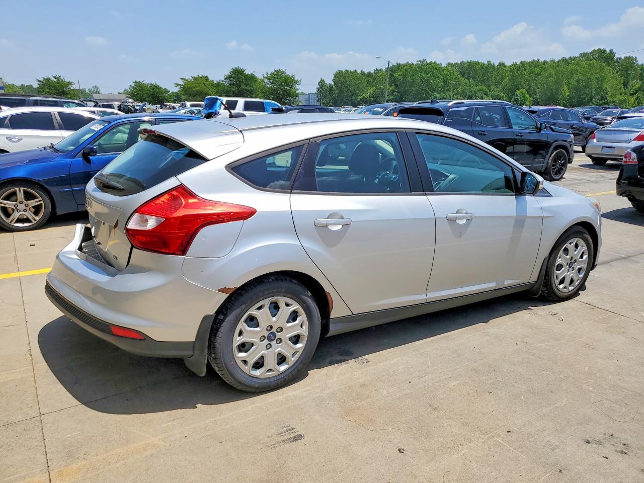 2012 Ford Focus Se Silver vin: 1FAHP3K28CL268432