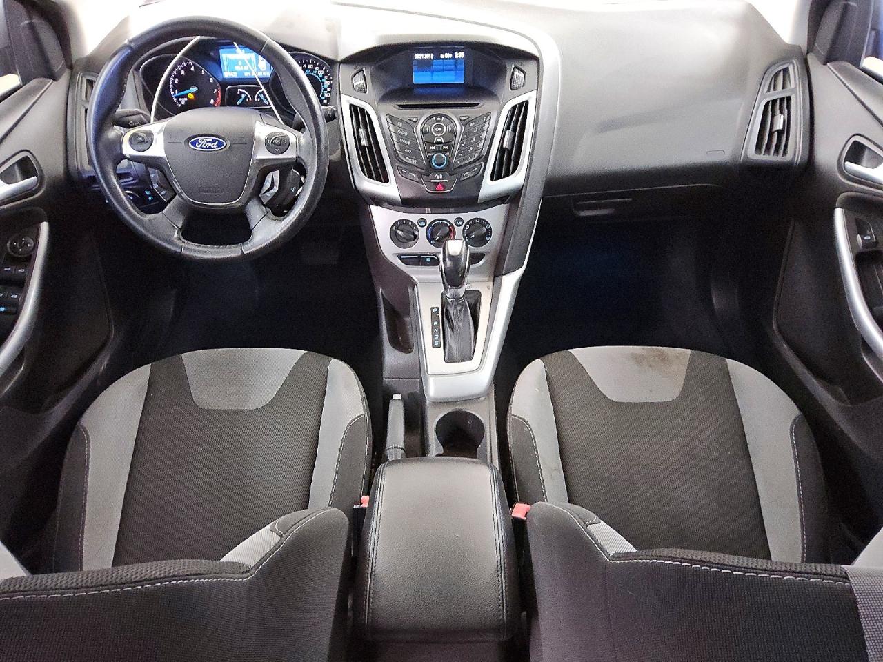 2012 Ford Focus Se Silver vin: 1FAHP3K28CL321565