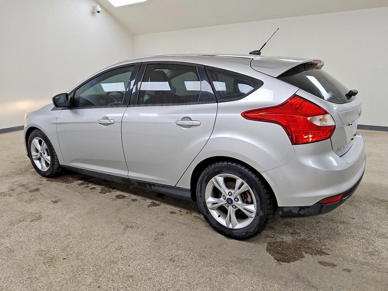 2012 Ford Focus Se Silver vin: 1FAHP3K28CL321565