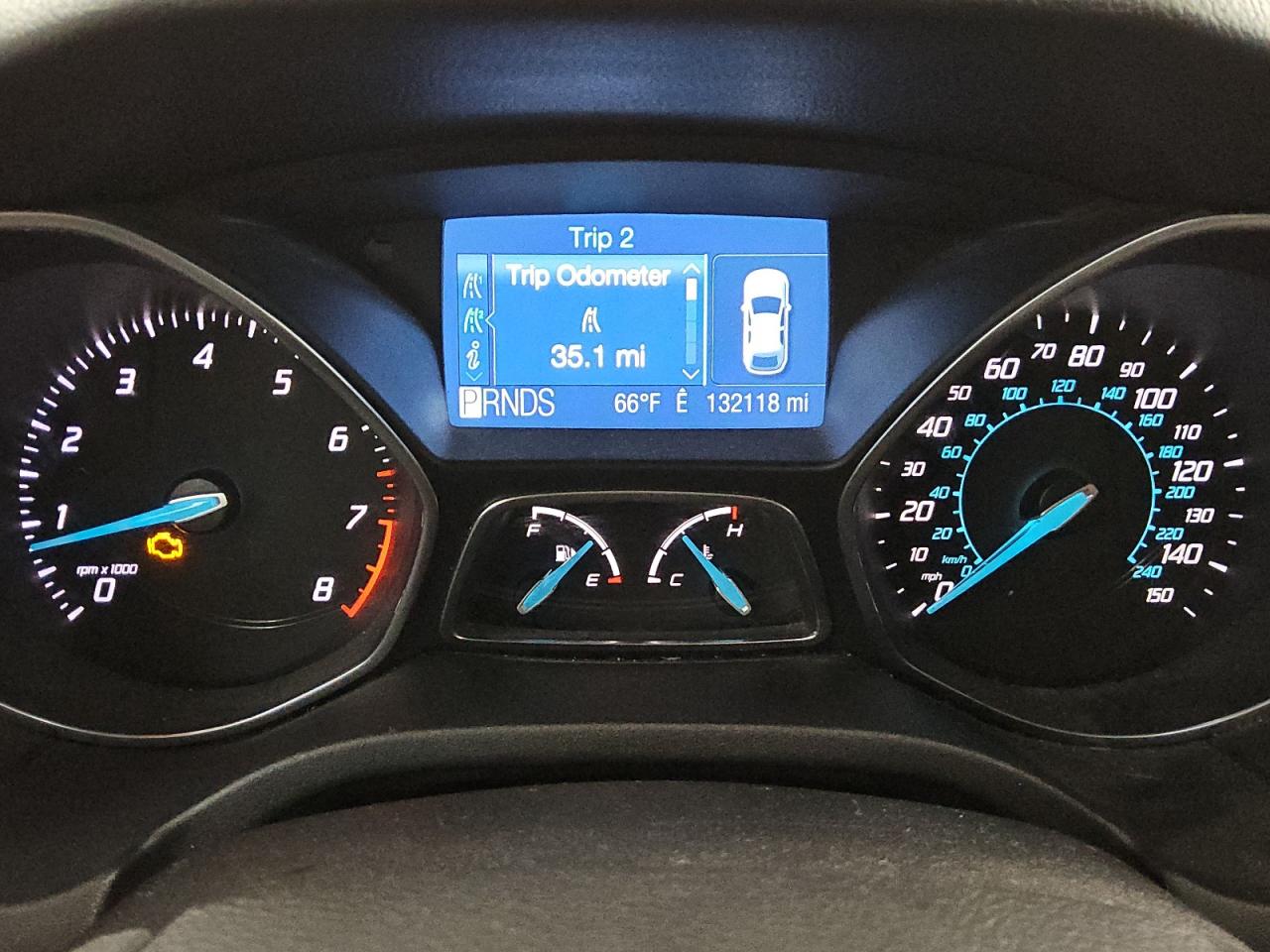 2012 Ford Focus Se Silver vin: 1FAHP3K28CL321565 Damage: Warning Light - Engine, On, Unacceptable