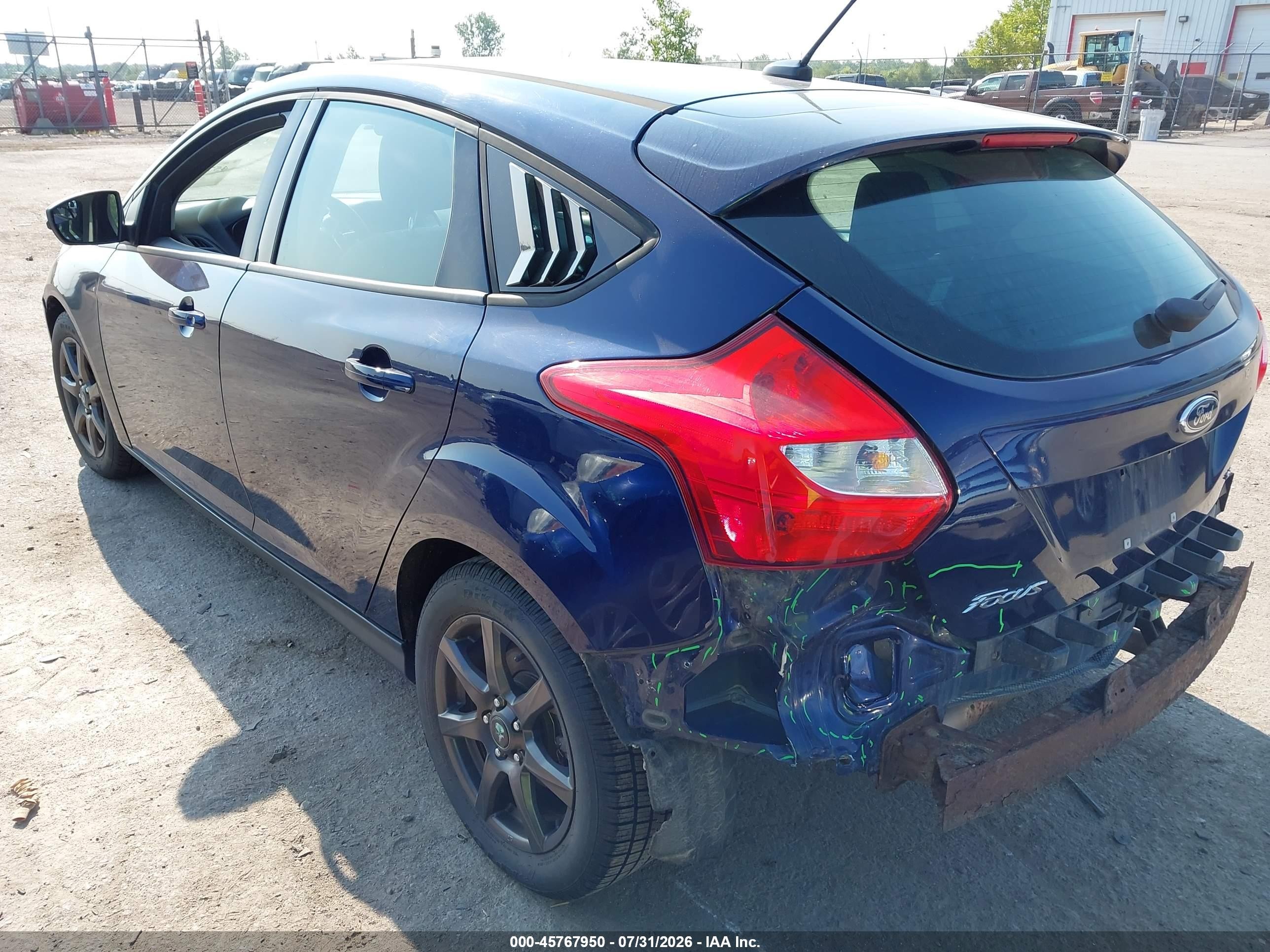 2012 Ford Focus Se Blue vin: 1FAHP3K29CL139244