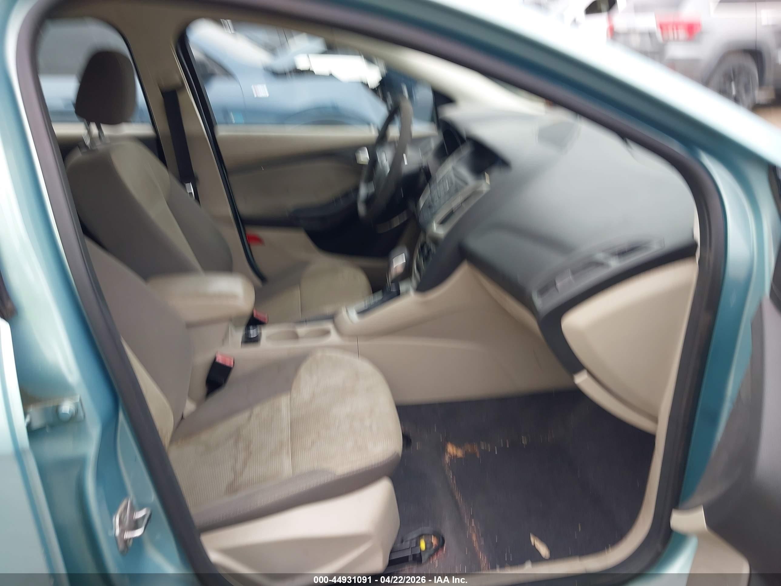 2012 Ford Focus Se Зеленый vin: 1FAHP3K29CL182644