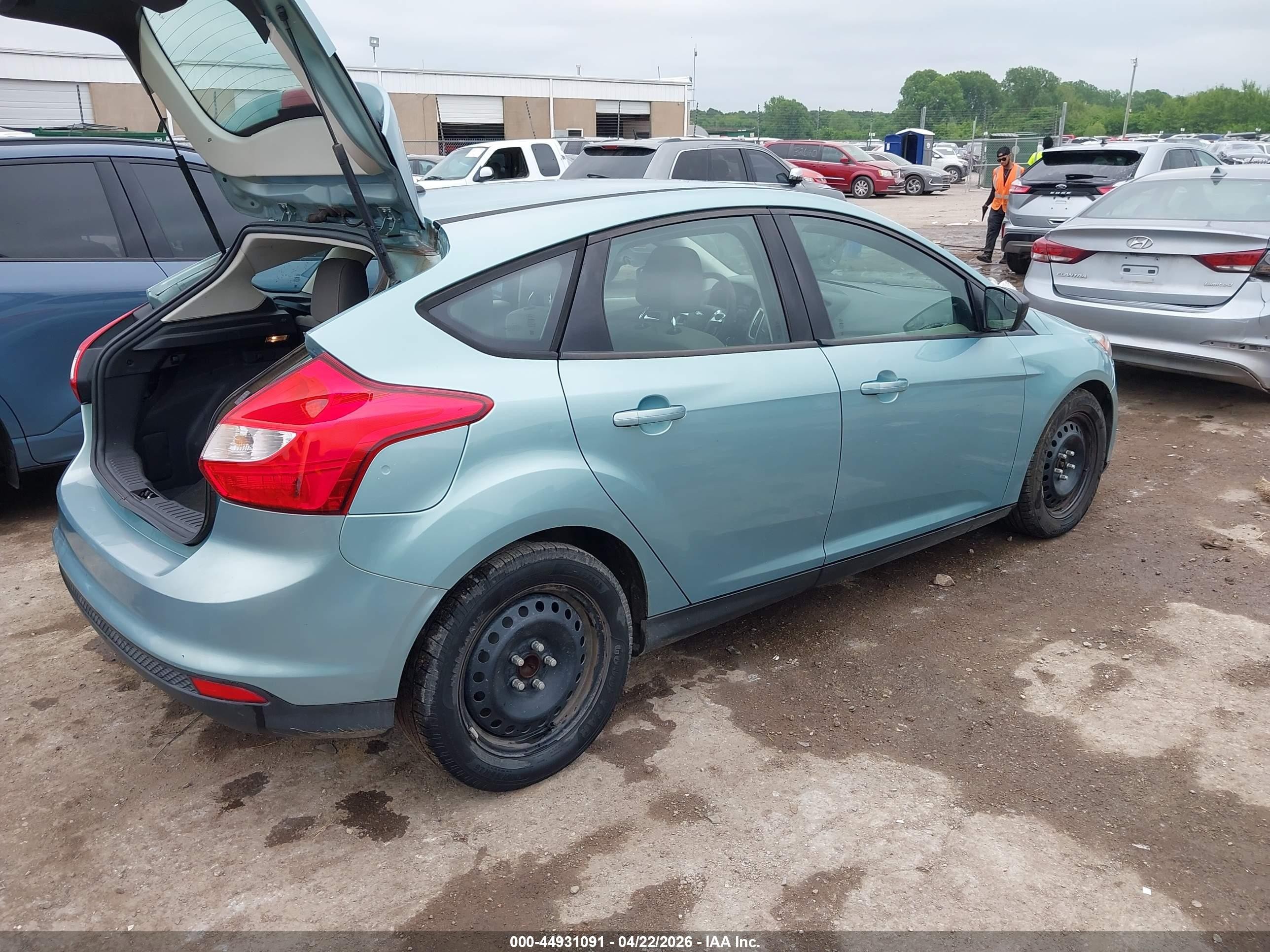 2012 Ford Focus Se Зеленый vin: 1FAHP3K29CL182644