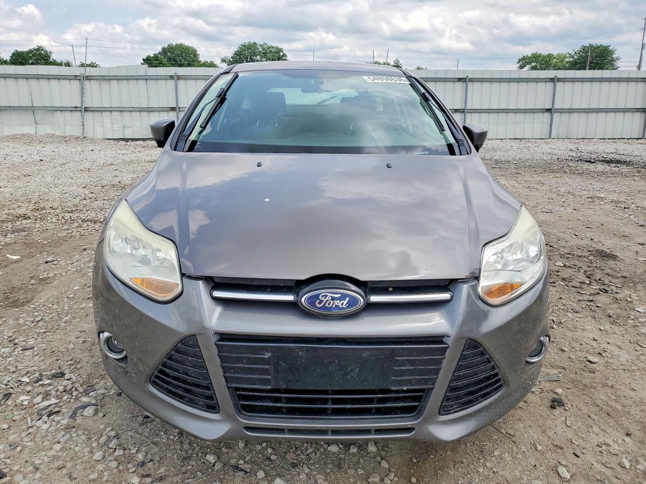2012 Ford Focus Gray vin: 1FAHP3K29CL205369