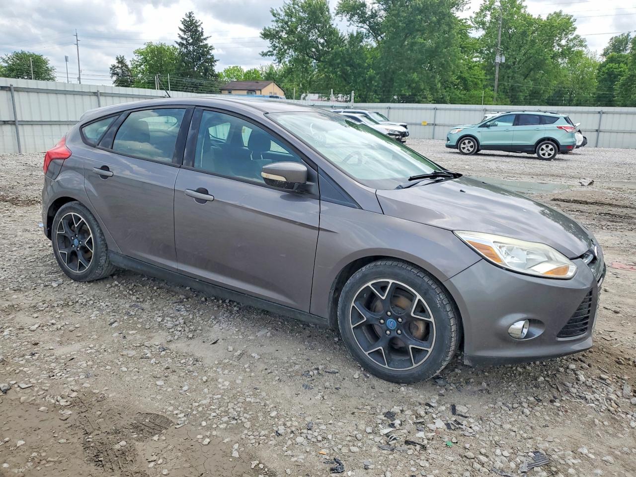 2012 Ford Focus Gray vin: 1FAHP3K29CL205369