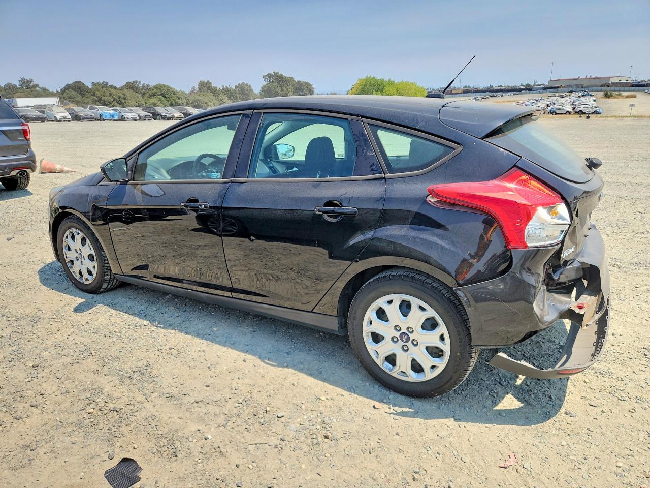 2012 Ford Focus Se Черный vin: 1FAHP3K29CL237609