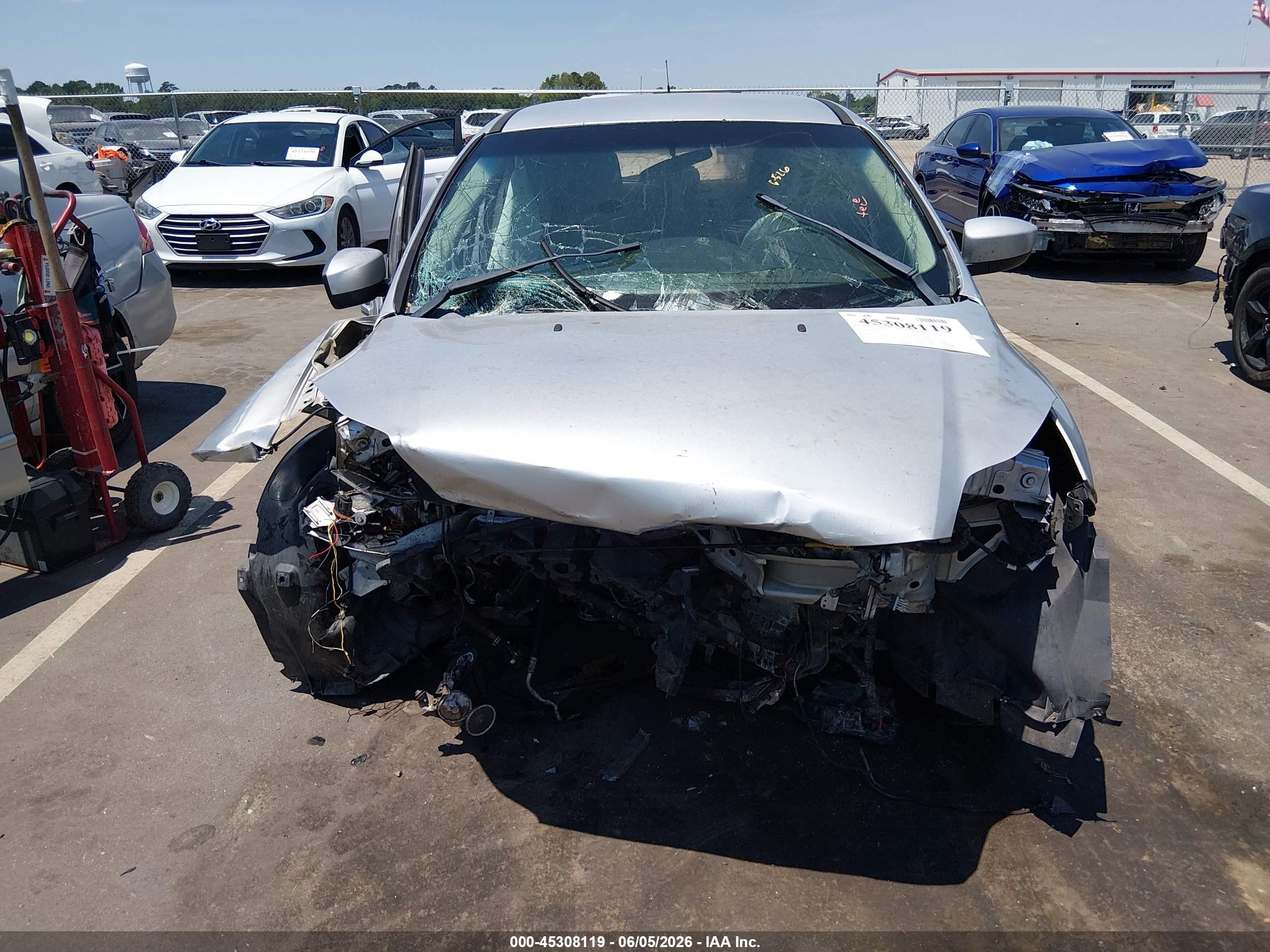 2012 Ford Focus Se Silver vin: 1FAHP3K29CL262557