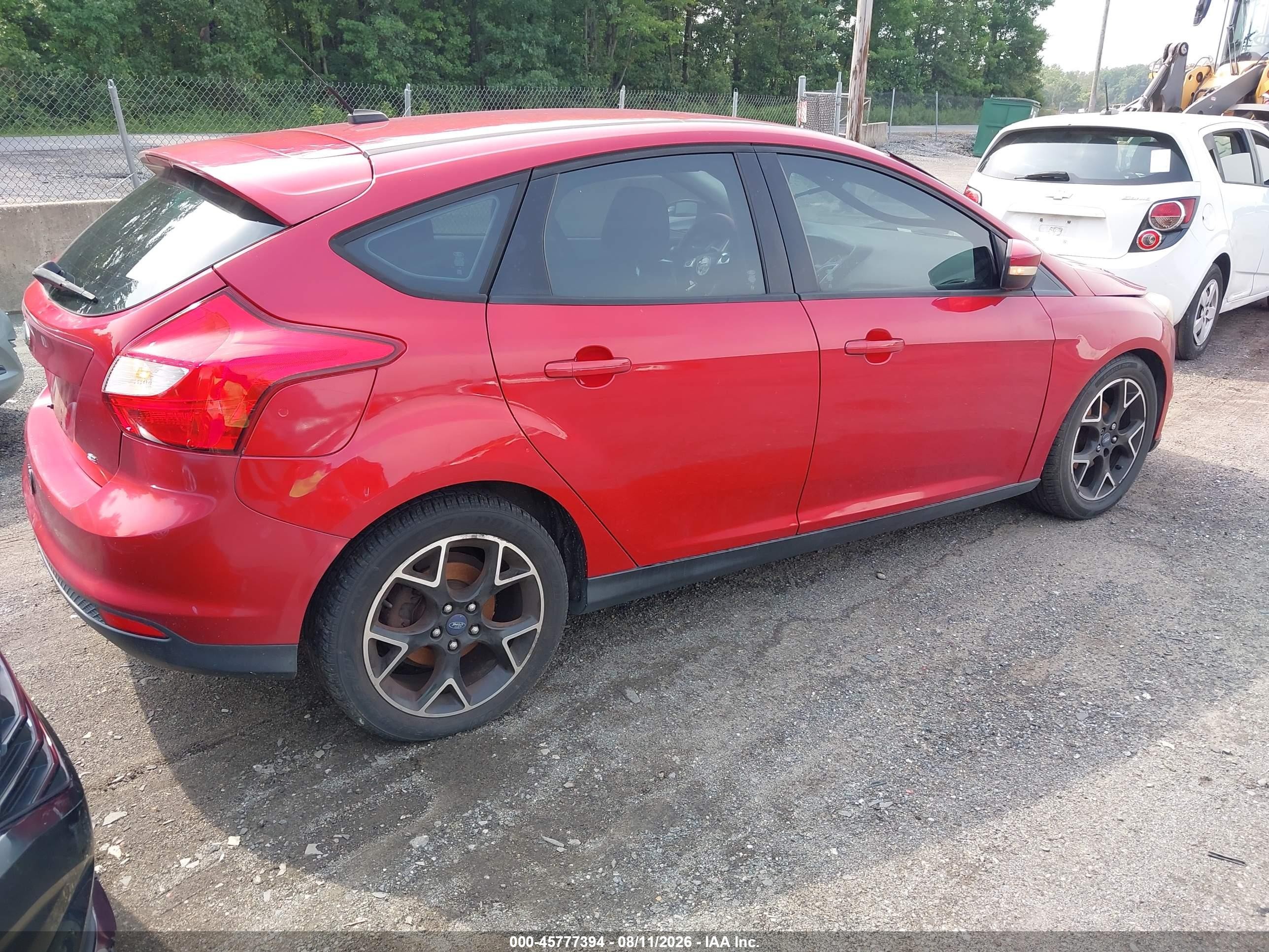 2012 Ford Focus Se Красный vin: 1FAHP3K29CL277138