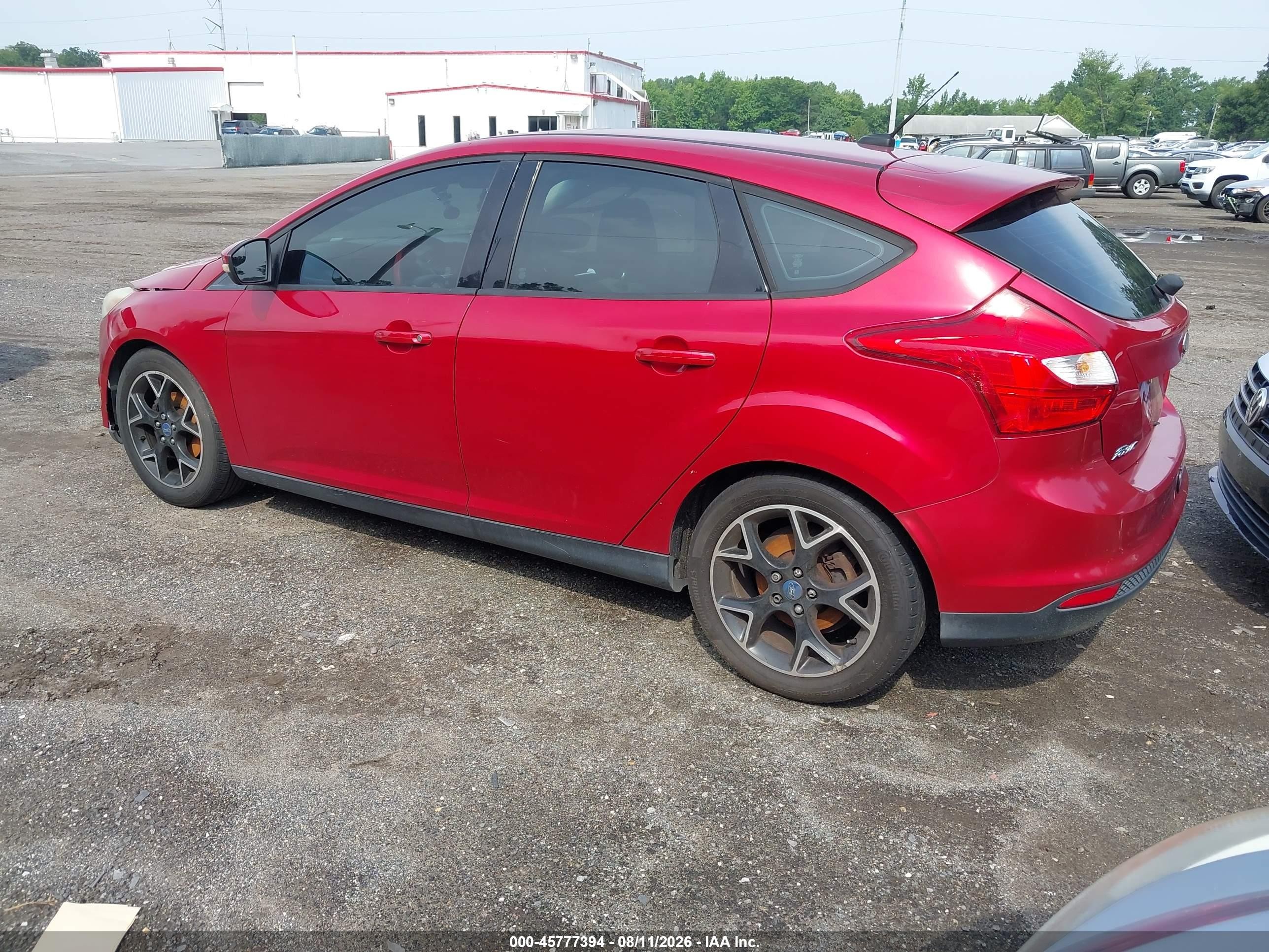 2012 Ford Focus Se Красный vin: 1FAHP3K29CL277138