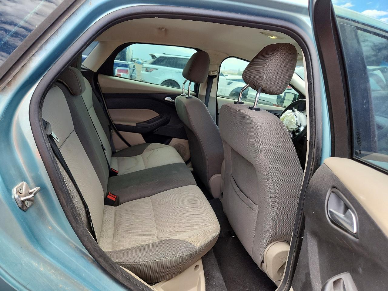 2012 Ford Focus Se Бирюзовый vin: 1FAHP3K29CL284848