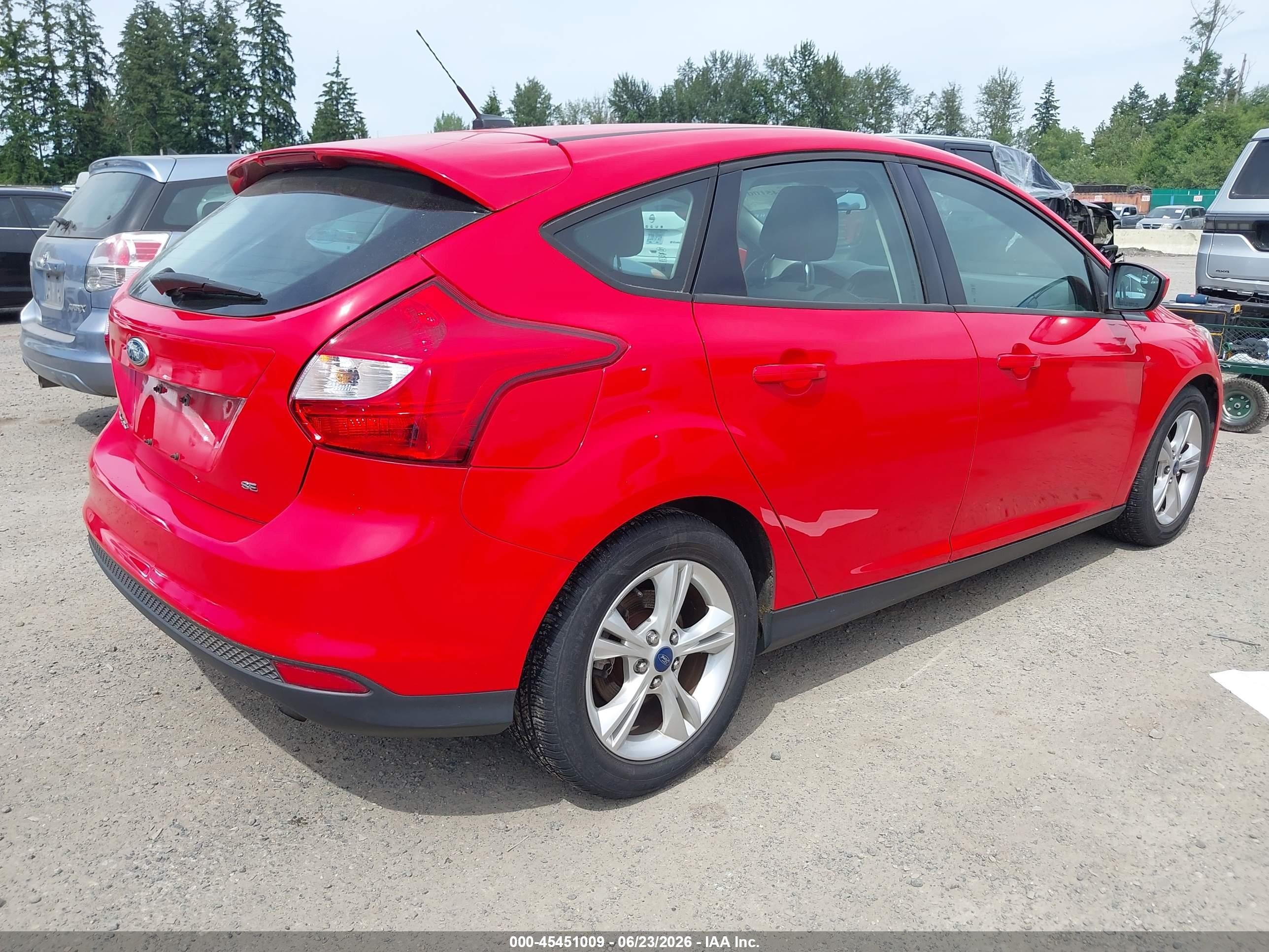 2012 Ford Focus Se Red vin: 1FAHP3K29CL295445