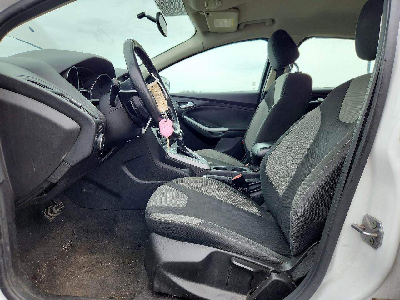 2012 Ford Focus Se White vin: 1FAHP3K29CL296868