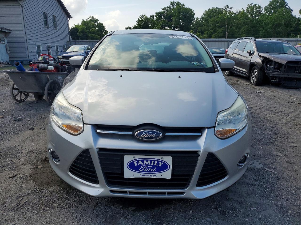 2012 Ford Focus Se Silver vin: 1FAHP3K29CL308940