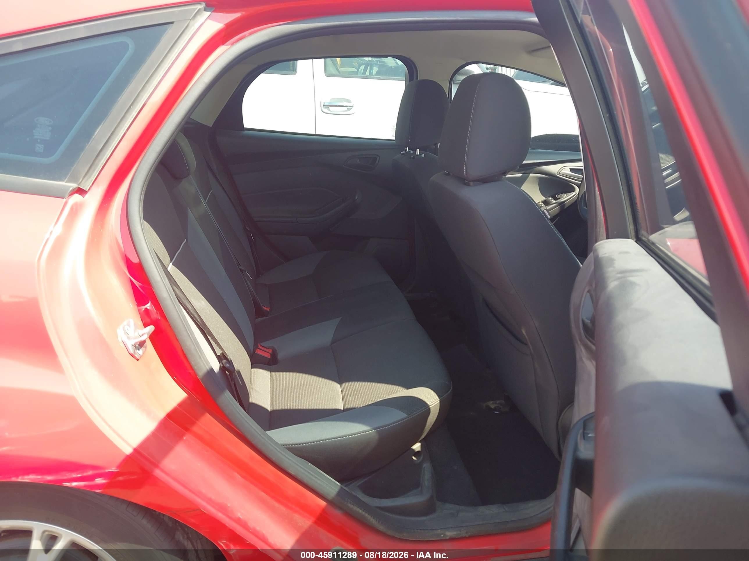 2012 Ford Focus Se Red vin: 1FAHP3K29CL411100