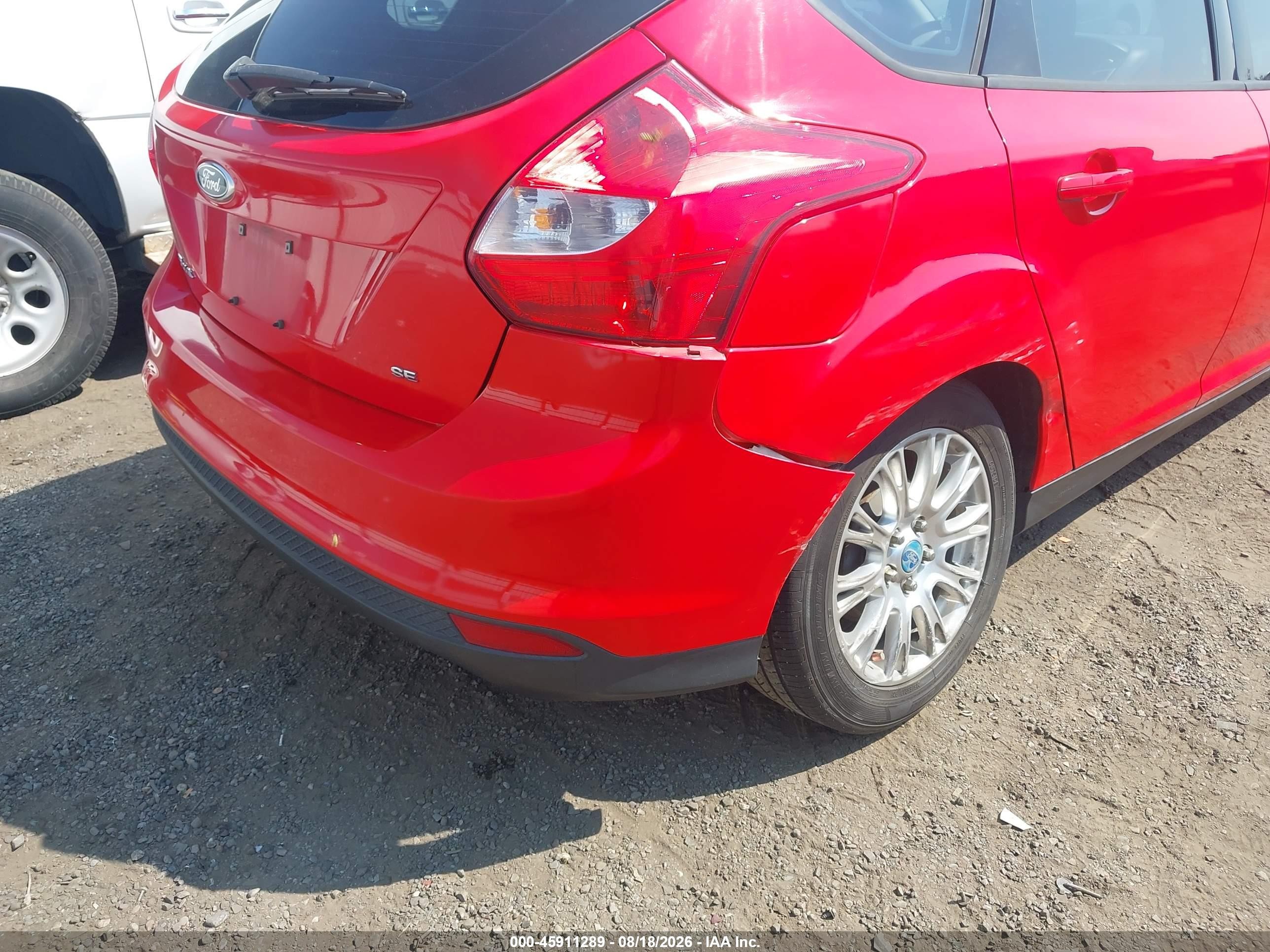 2012 Ford Focus Se Red vin: 1FAHP3K29CL411100