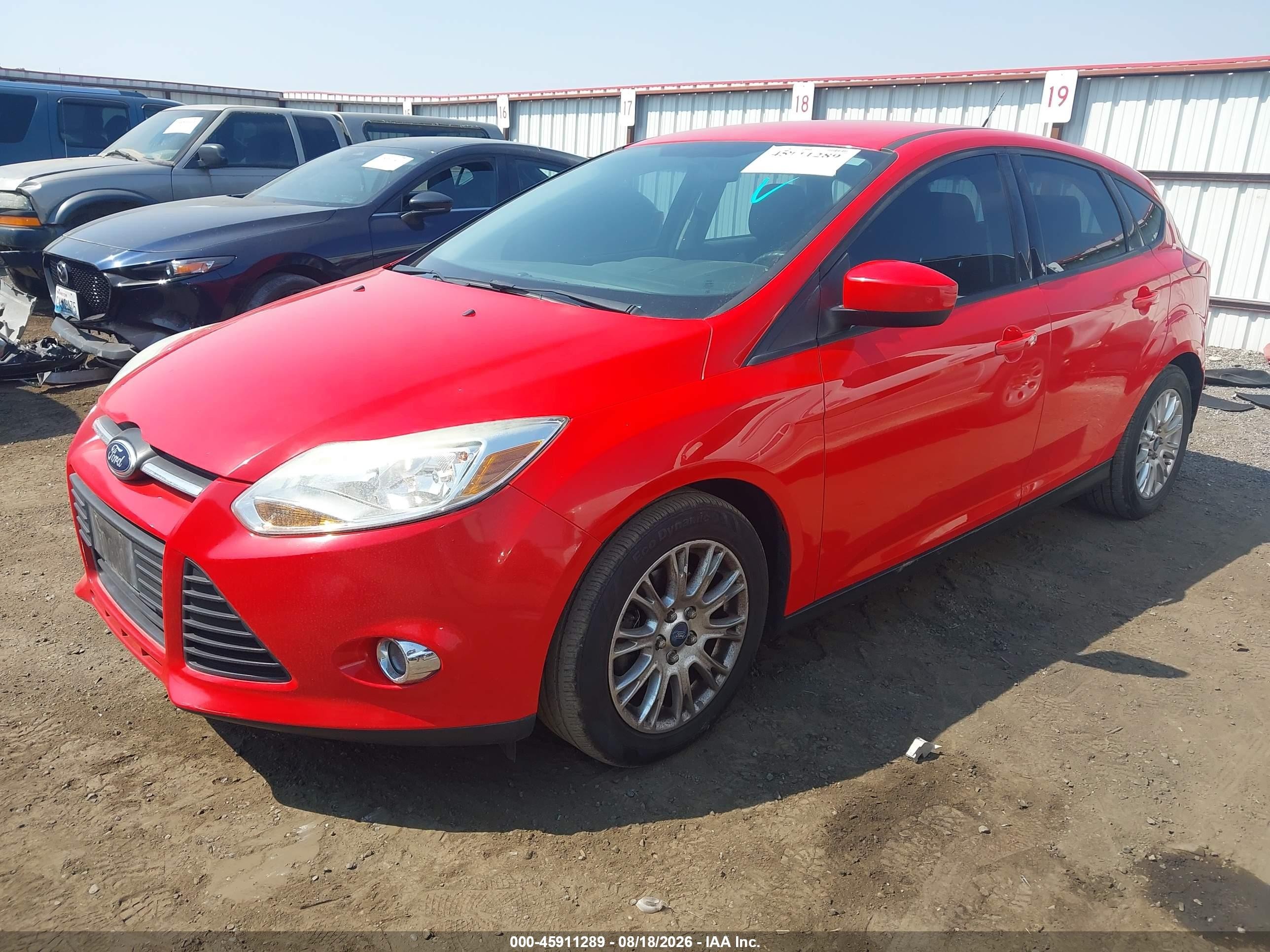 2012 Ford Focus Se Red vin: 1FAHP3K29CL411100