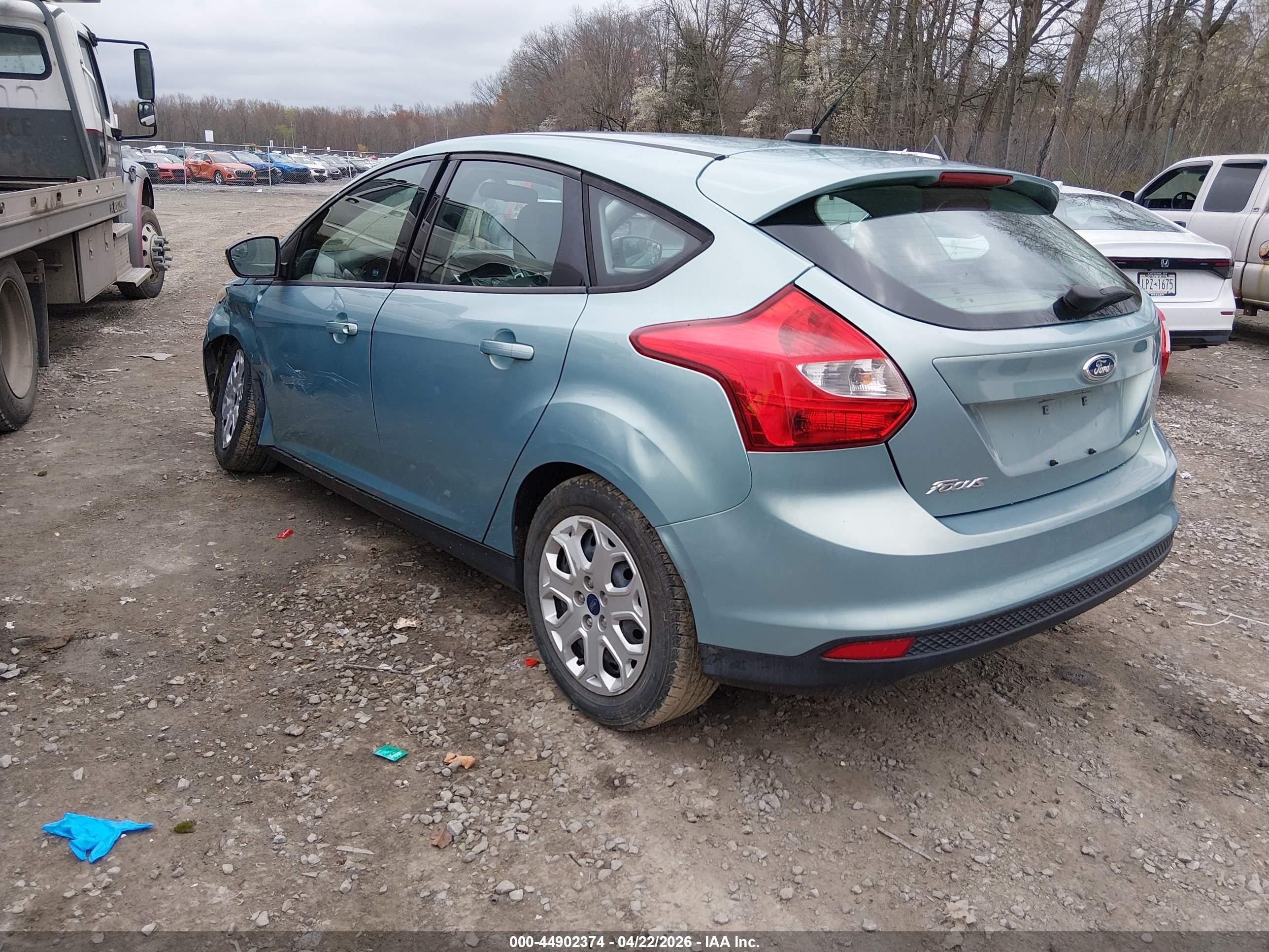 2012 Ford Focus Se Pewter vin: 1FAHP3K29CL442721