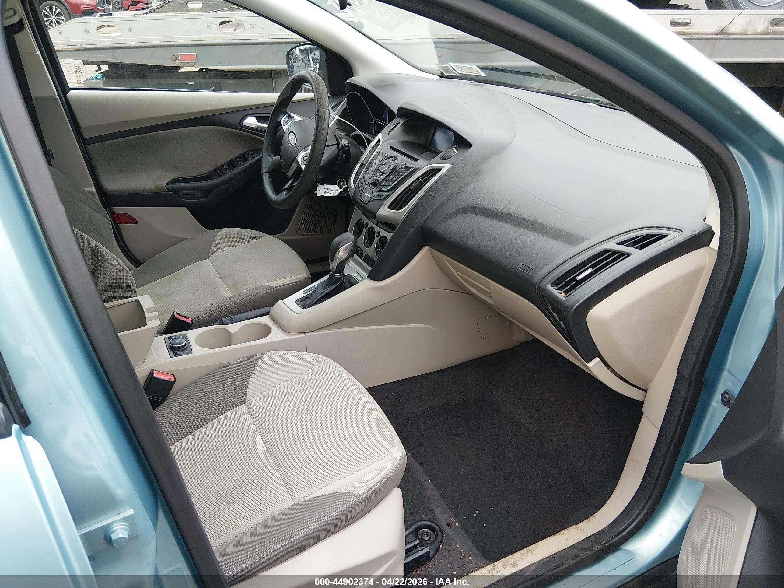 2012 Ford Focus Se Pewter vin: 1FAHP3K29CL442721